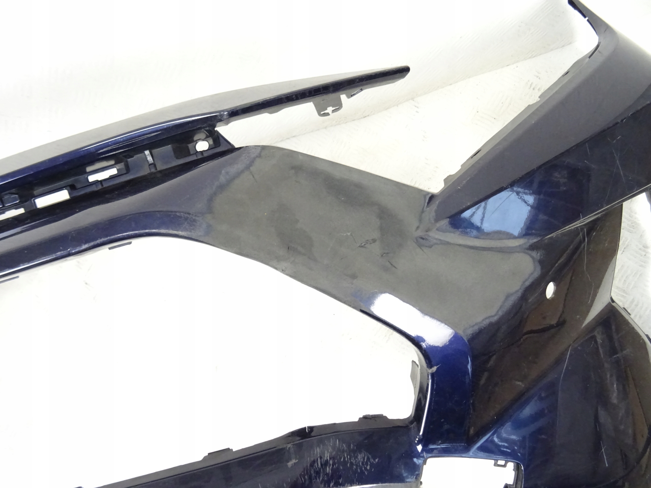 TOYOTA RAV4 V 5 nárazník předek přední