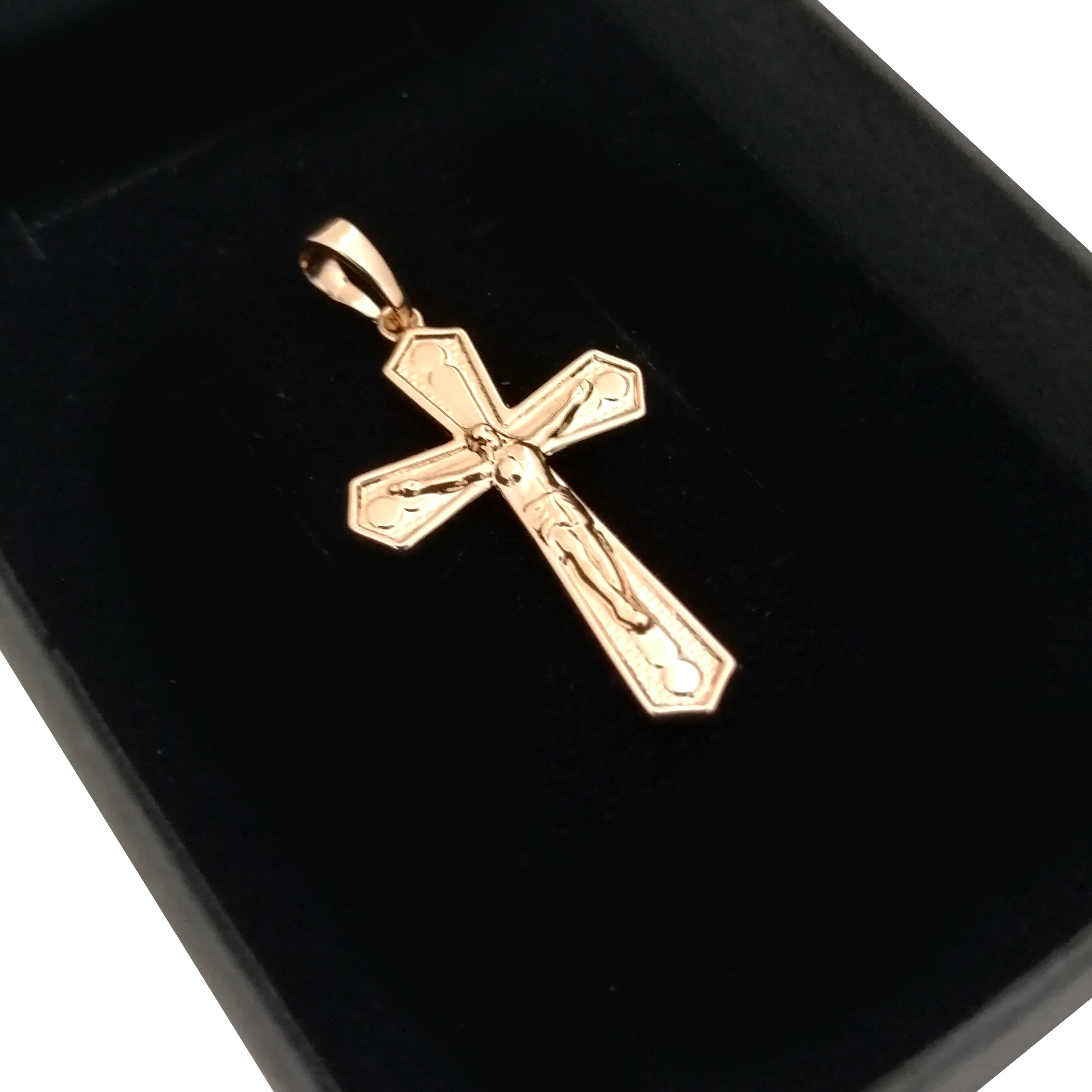 

Złota Zawieszka Krzyżyk Z Jezusem 18K