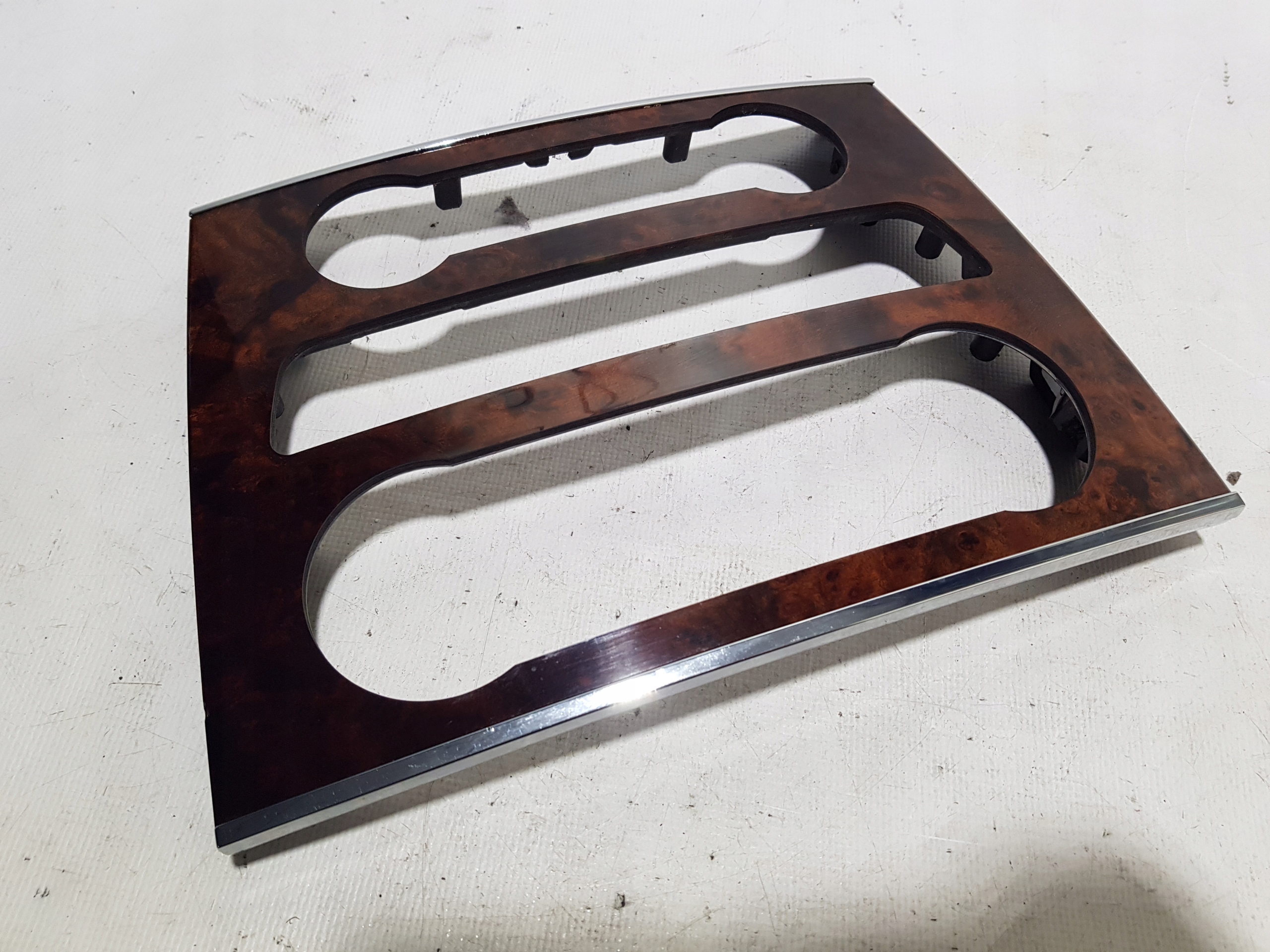 MERCEDES ML W164 GL X164 DEKOR frame central of the dashboard