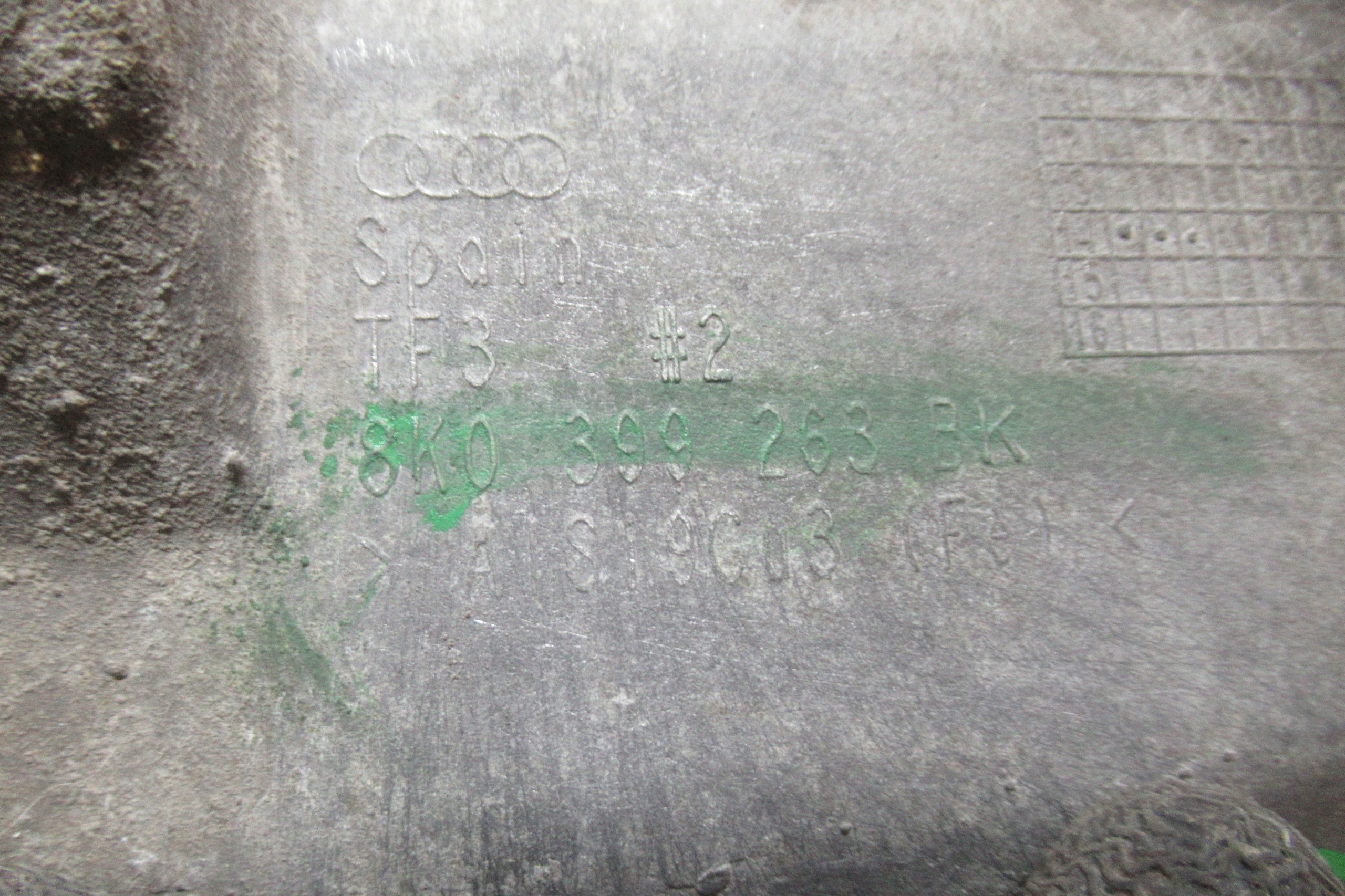 AUDI A4 B8 14R Getriebehalter getriebe 8K0399263BK