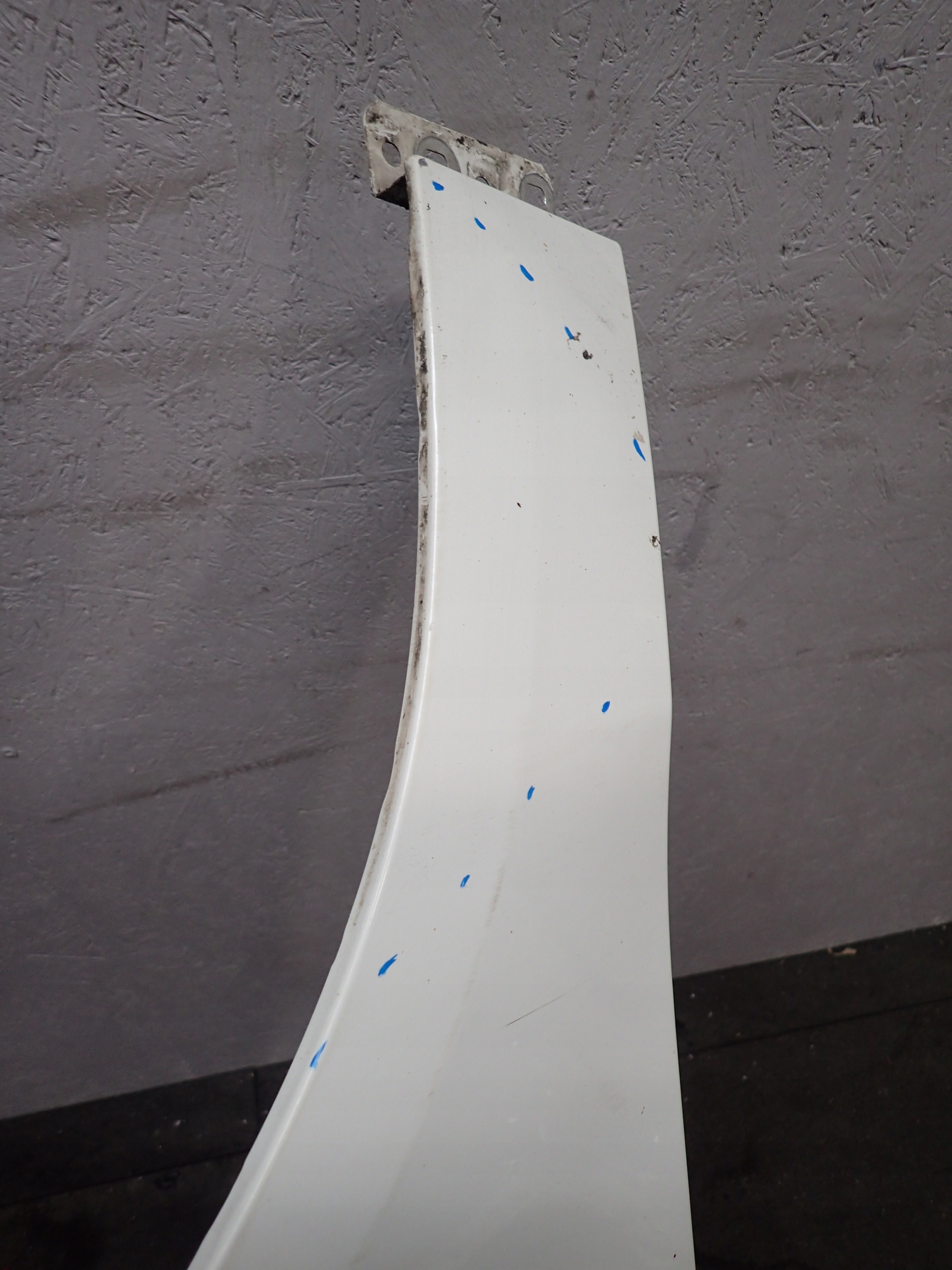 FENDER FRONT RIGHT MERCEDES B KLASA W246