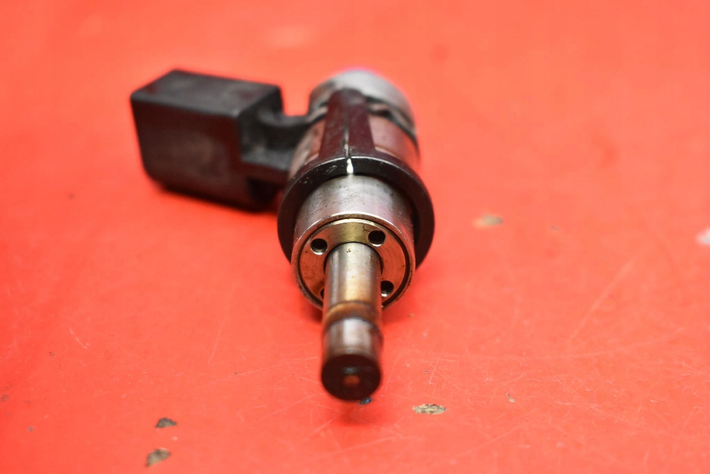 nozzle injector 06F906036G VW PASSAT B6 2.0 TSI 200 KM 05-10