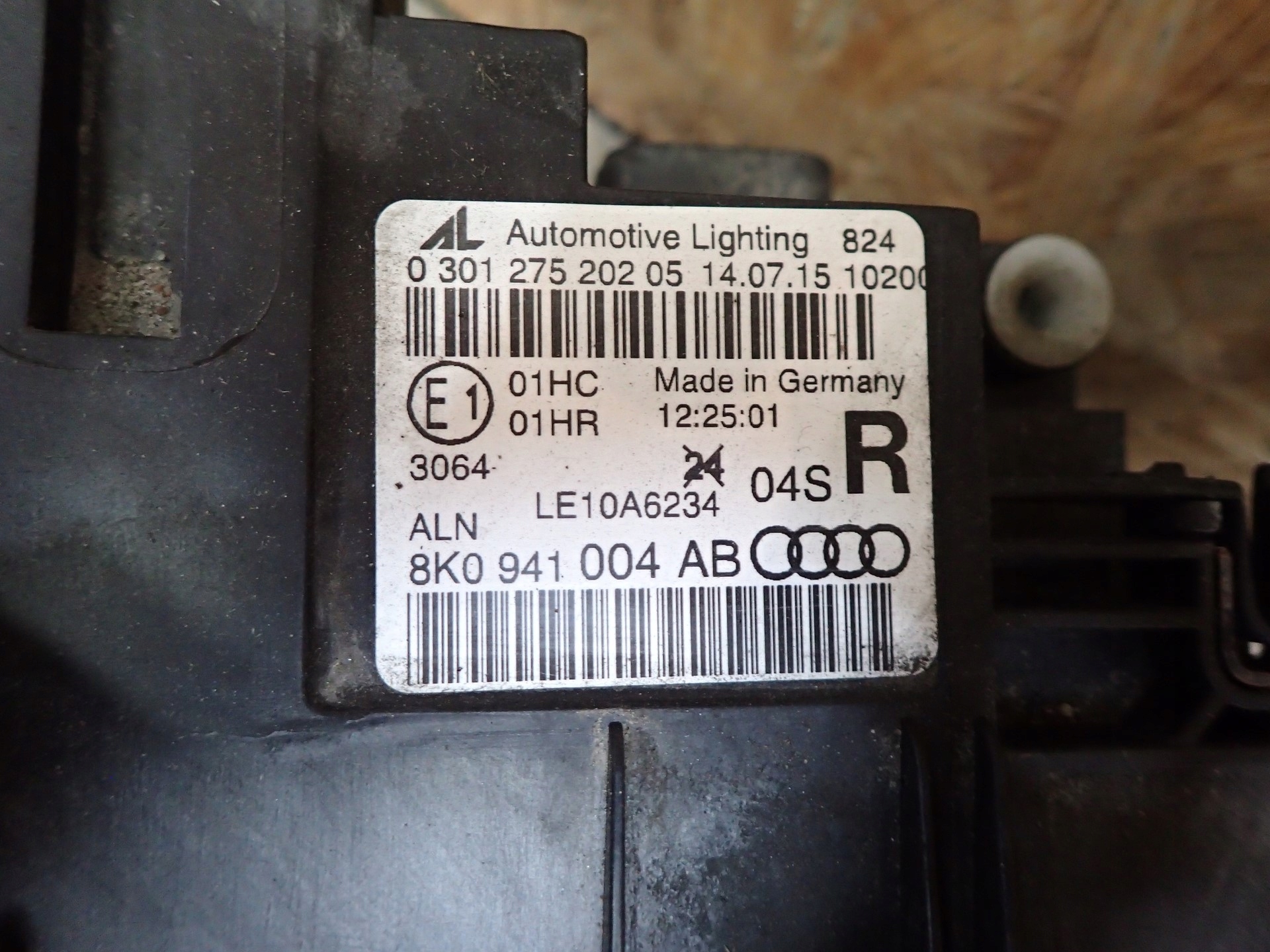 light right REFLEKTOR right AUDI A4 B8 8K LIFT 2012-2015R