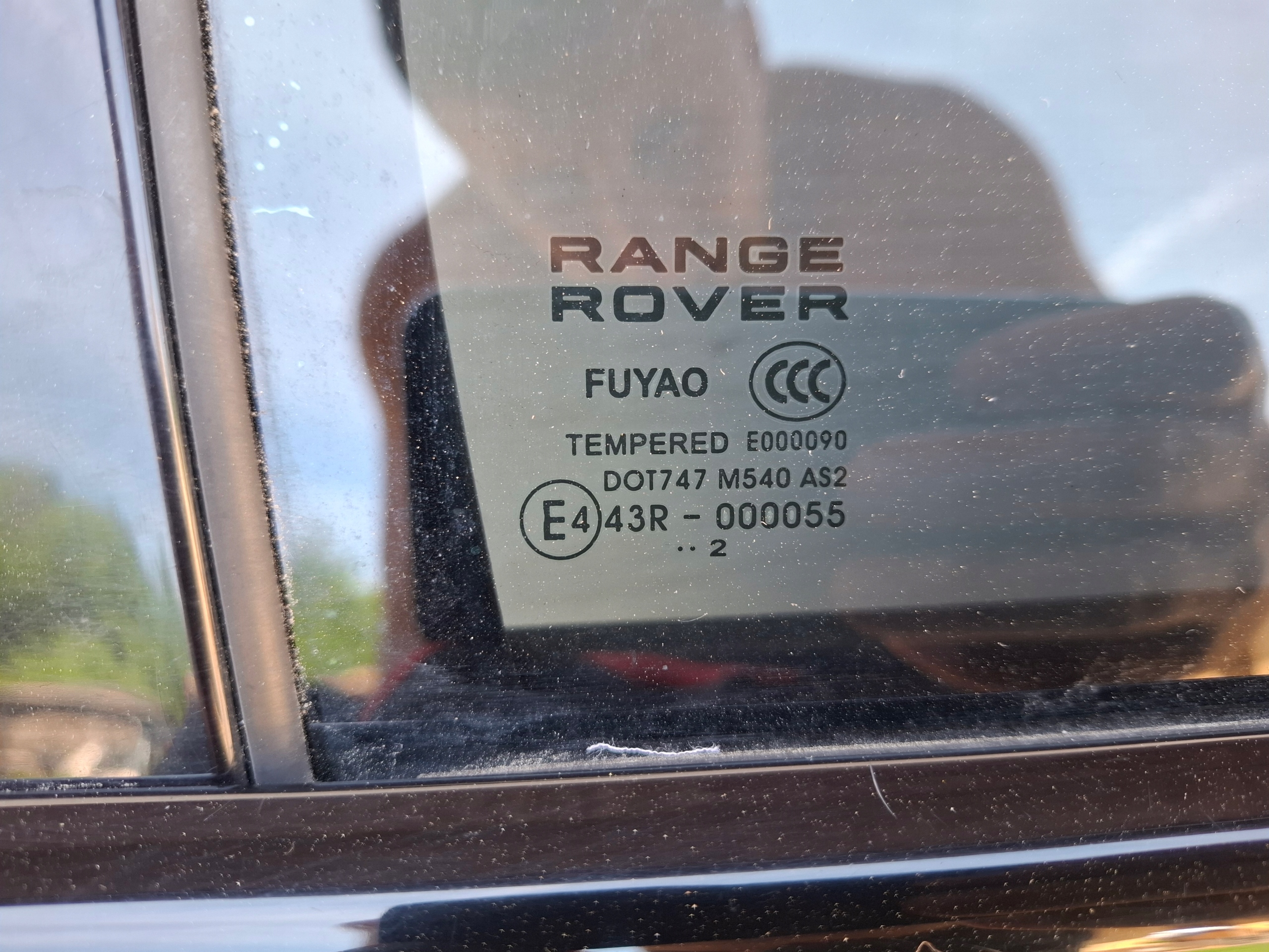 RANGE ROVER EVOQUE L538 door right rear part complete black,