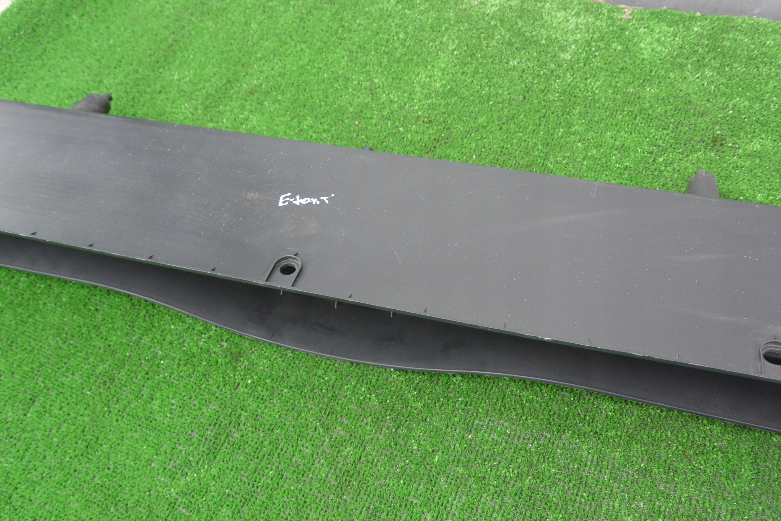 passenger compartment boot floor well BMW X5 E70