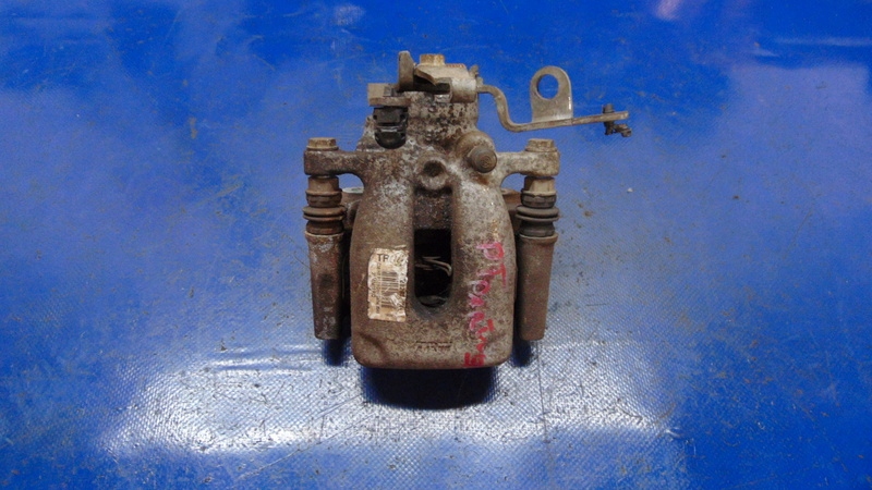 ZACISK HAMULCOWY PRAWY TYŁ BERLINGO PARTNER III 08