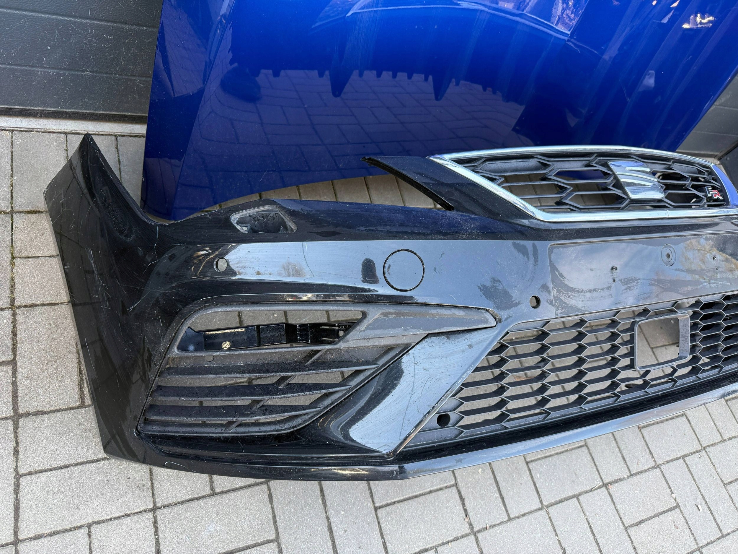 Seat Leon 3 III FR 17- Lift bumper front front bonnet