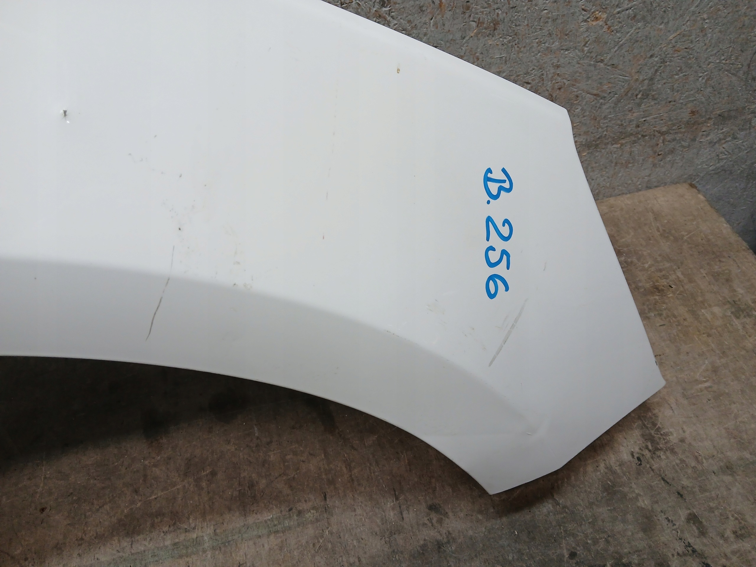 fender front right FORD FOCUS MK4