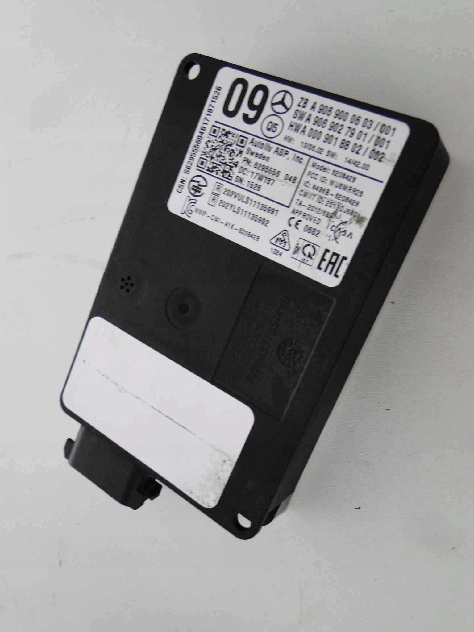 MERCEDES SPRINTER W906 906 RADAR ASYSTENT MP BSA Car type Passenger cars Cargo vans