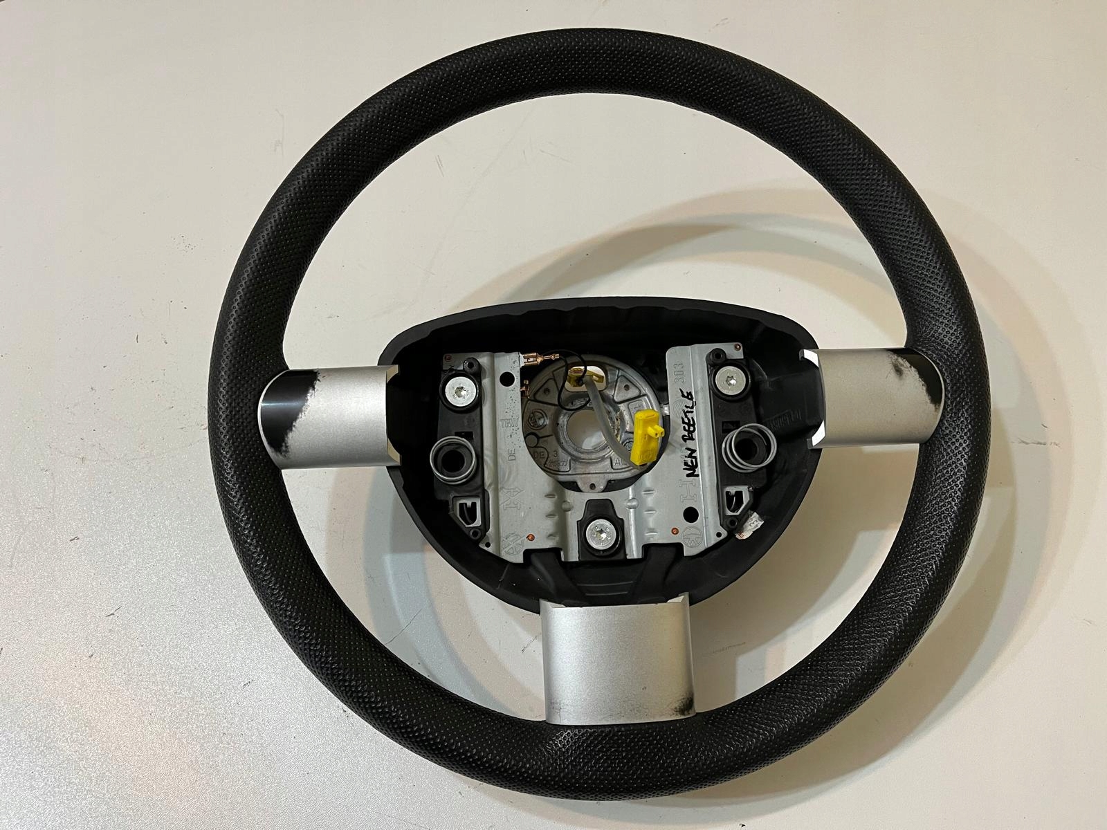 vw NEW BEETLE руль крестовина