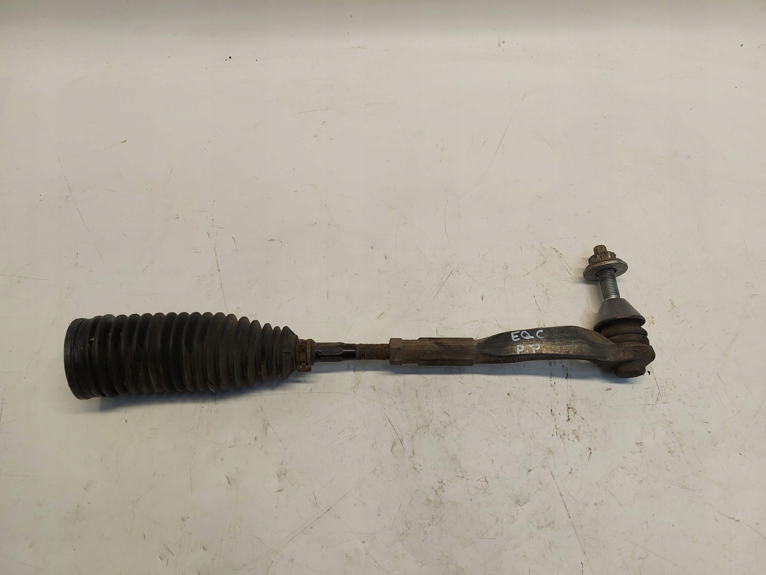 Mercedes EQC 400 W293, bar right front