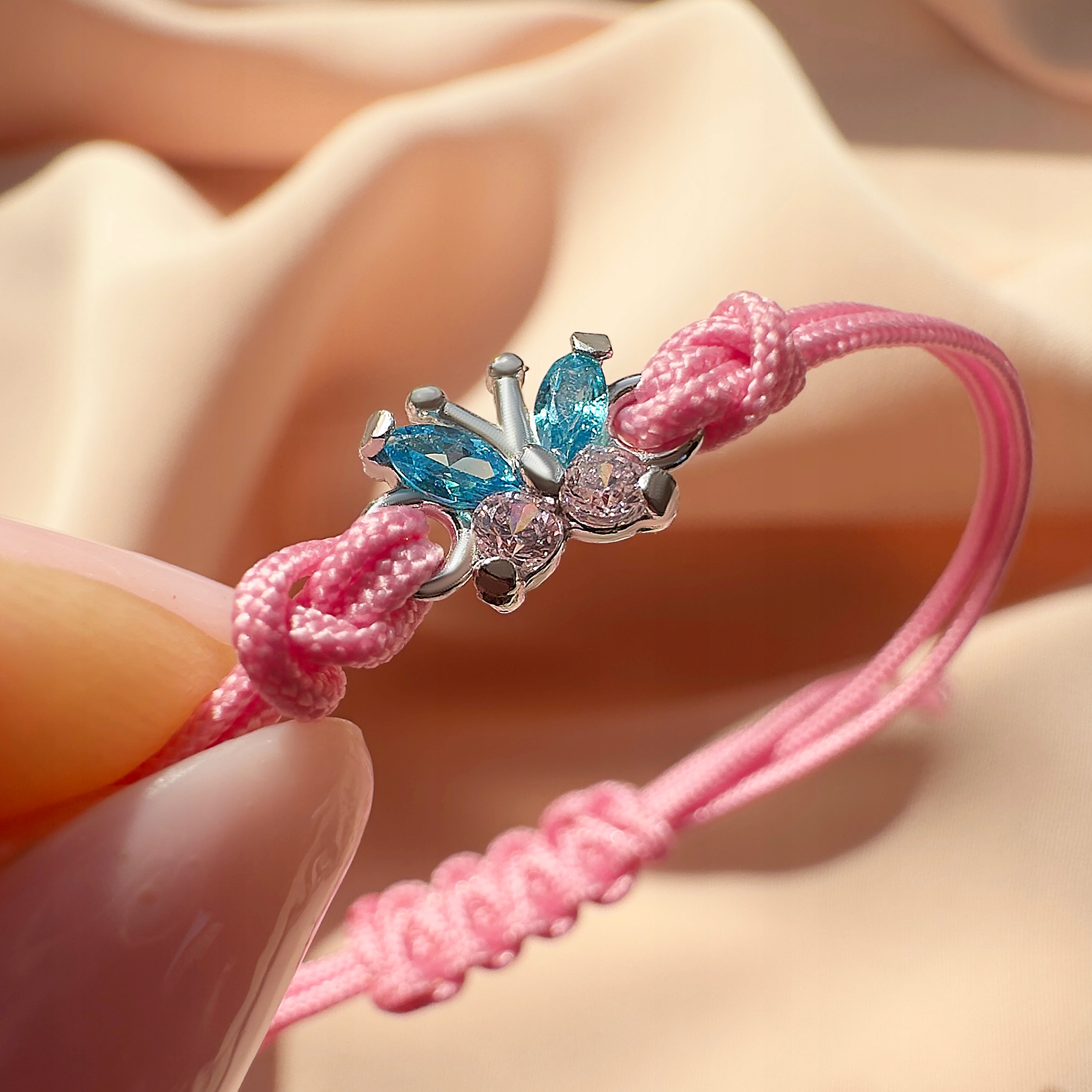 Bransoletka dla dziewczynki srebrna sznurkowa 925 Materiał Srebro