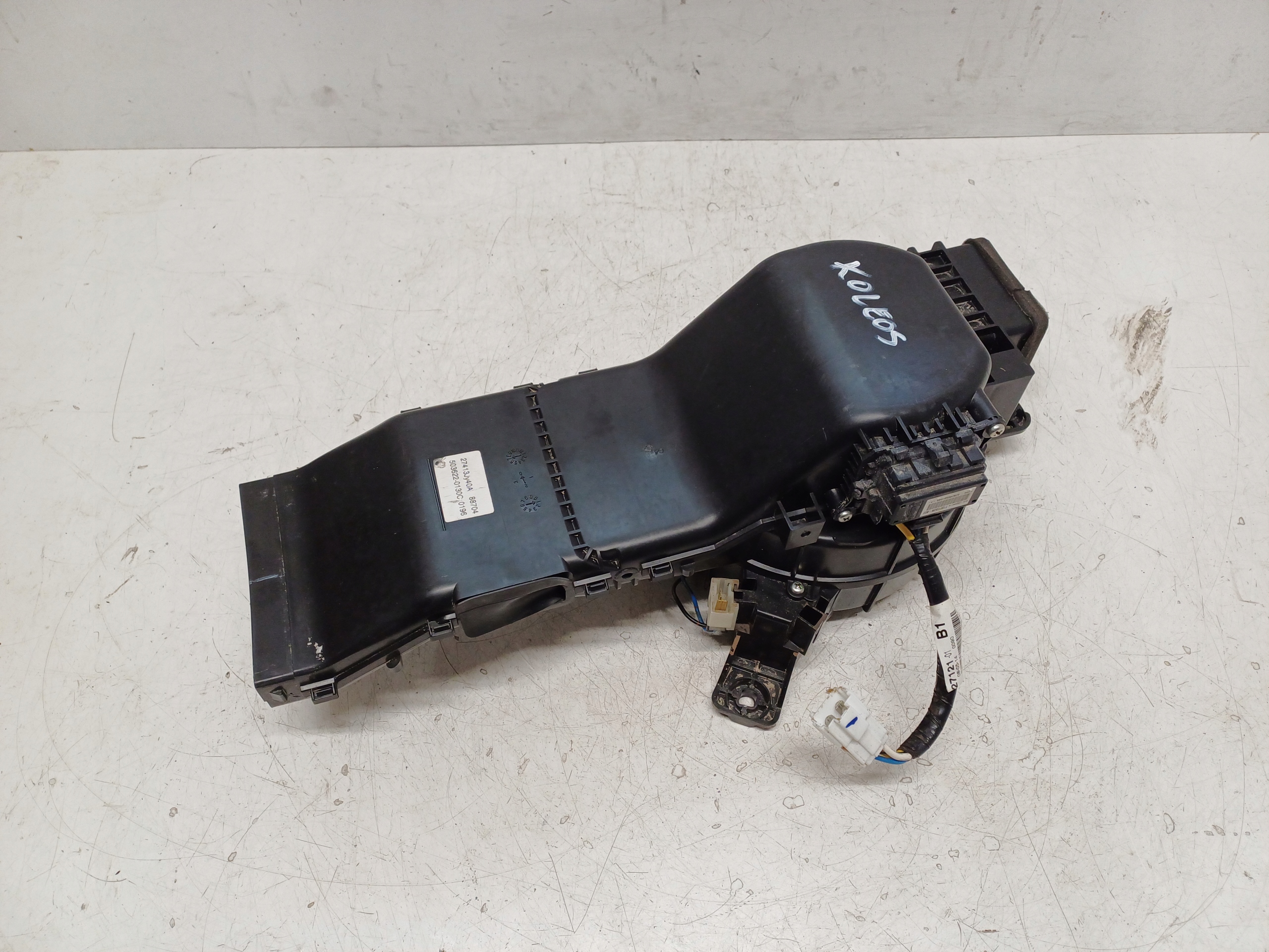 RENAULT KOLEOS 1 I 07- DMUCHAWA NAWIEW TYŁ 27413JY40A