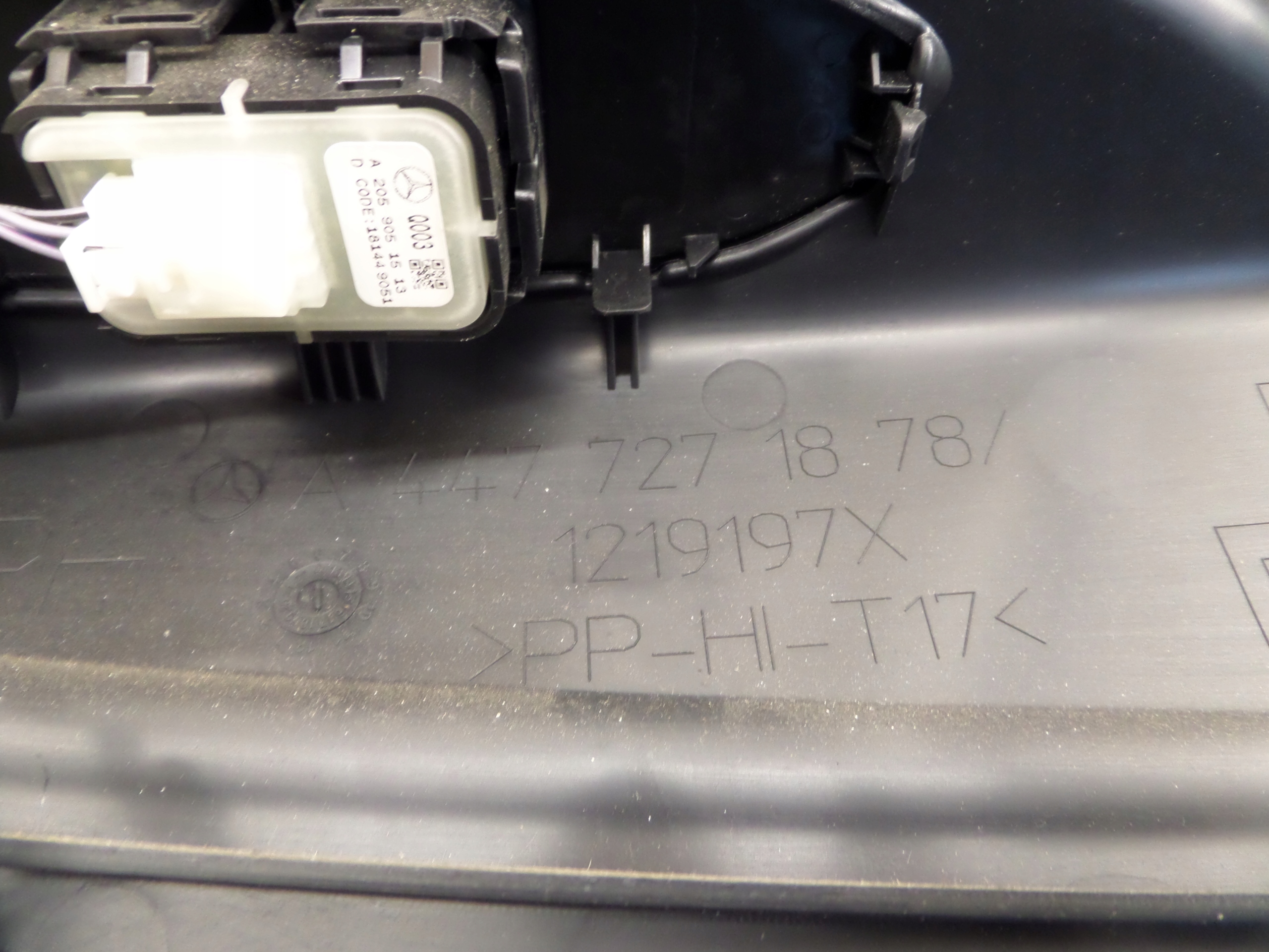 upholstery side right front MERCEDES VITO W447