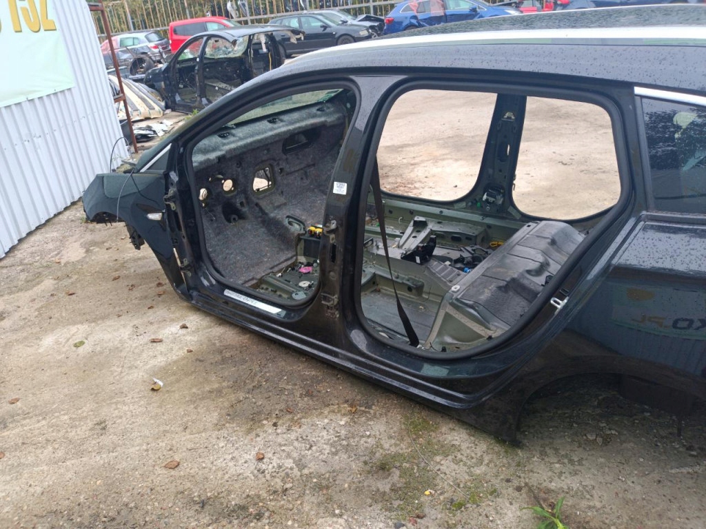 ASTRA V K ĆWIARTKA PRÓG SŁUPEK LEWY Z22Y Numer katalogowy części 01