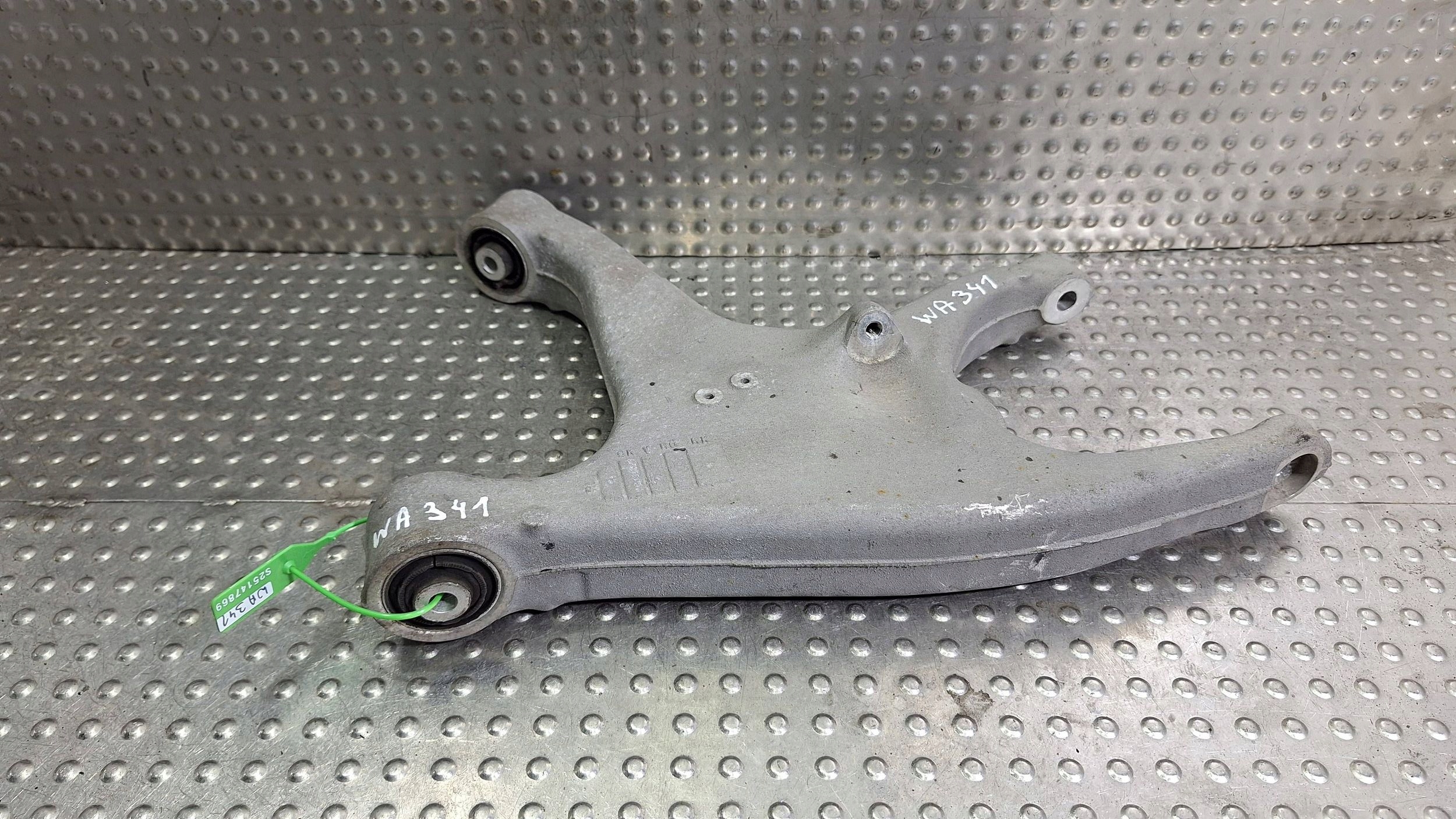 Querlenker Achsträgers rechts heck 8K0505312J AUDI A4 B8 A5 8T Original