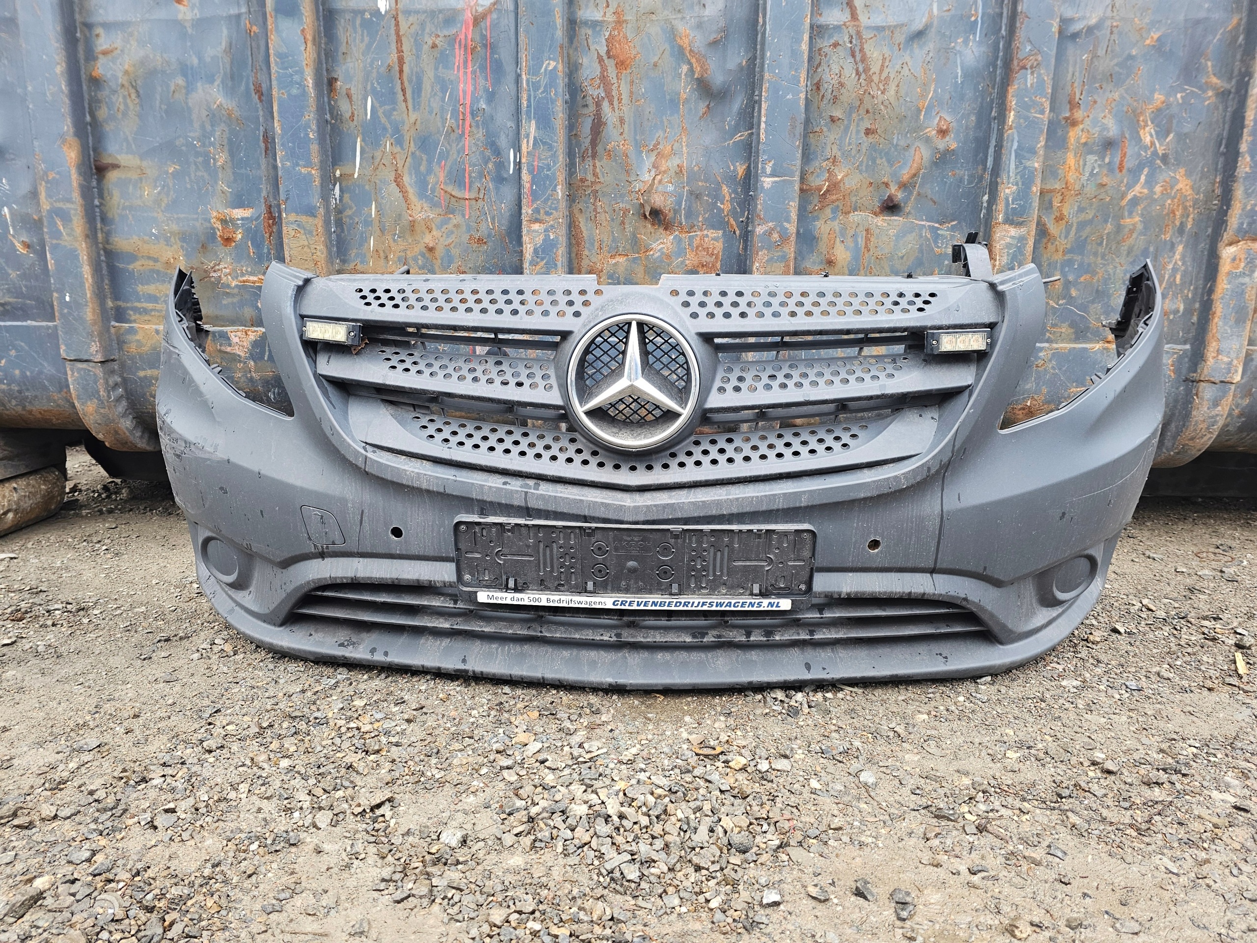 MERCEDES VITO W447 bumper front PDC