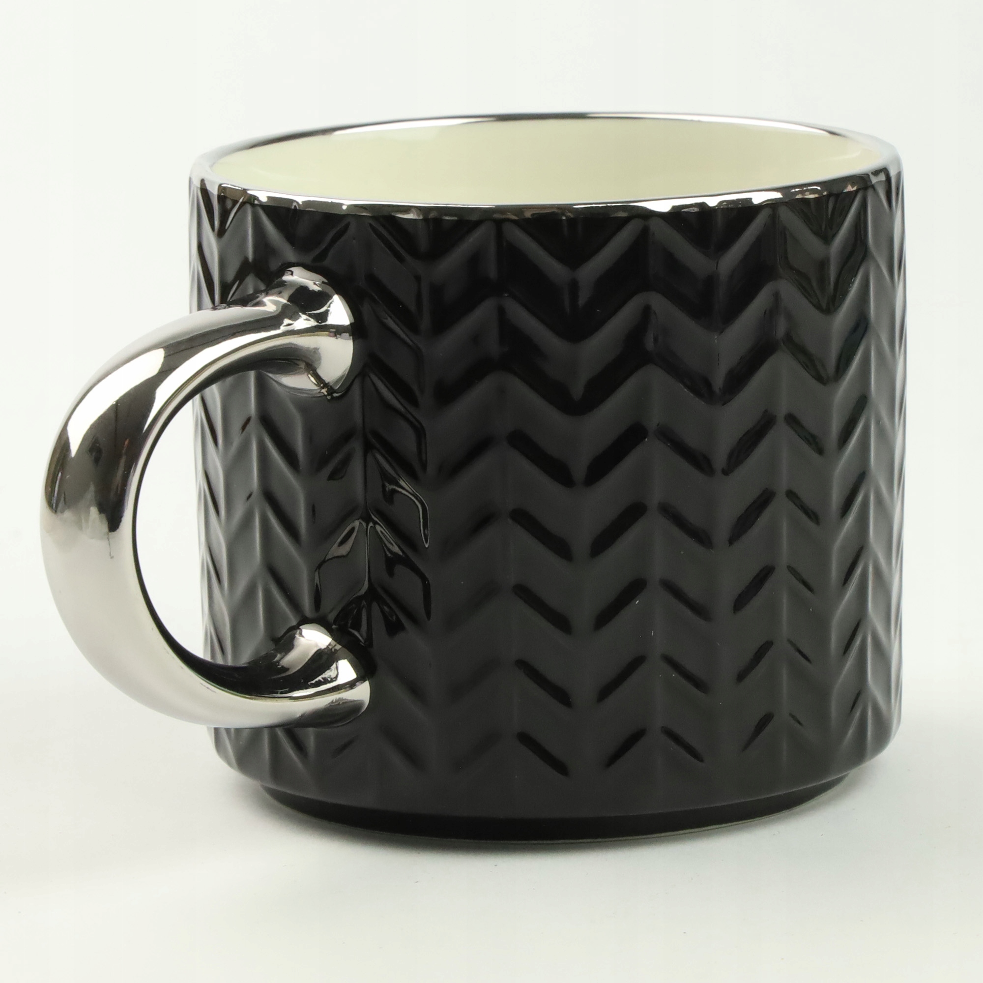 KUBEK PORCELANOWY DO KAWY HERBATY WZÓR SWETEREK 470ML ZE SREBRNYM UCHEM