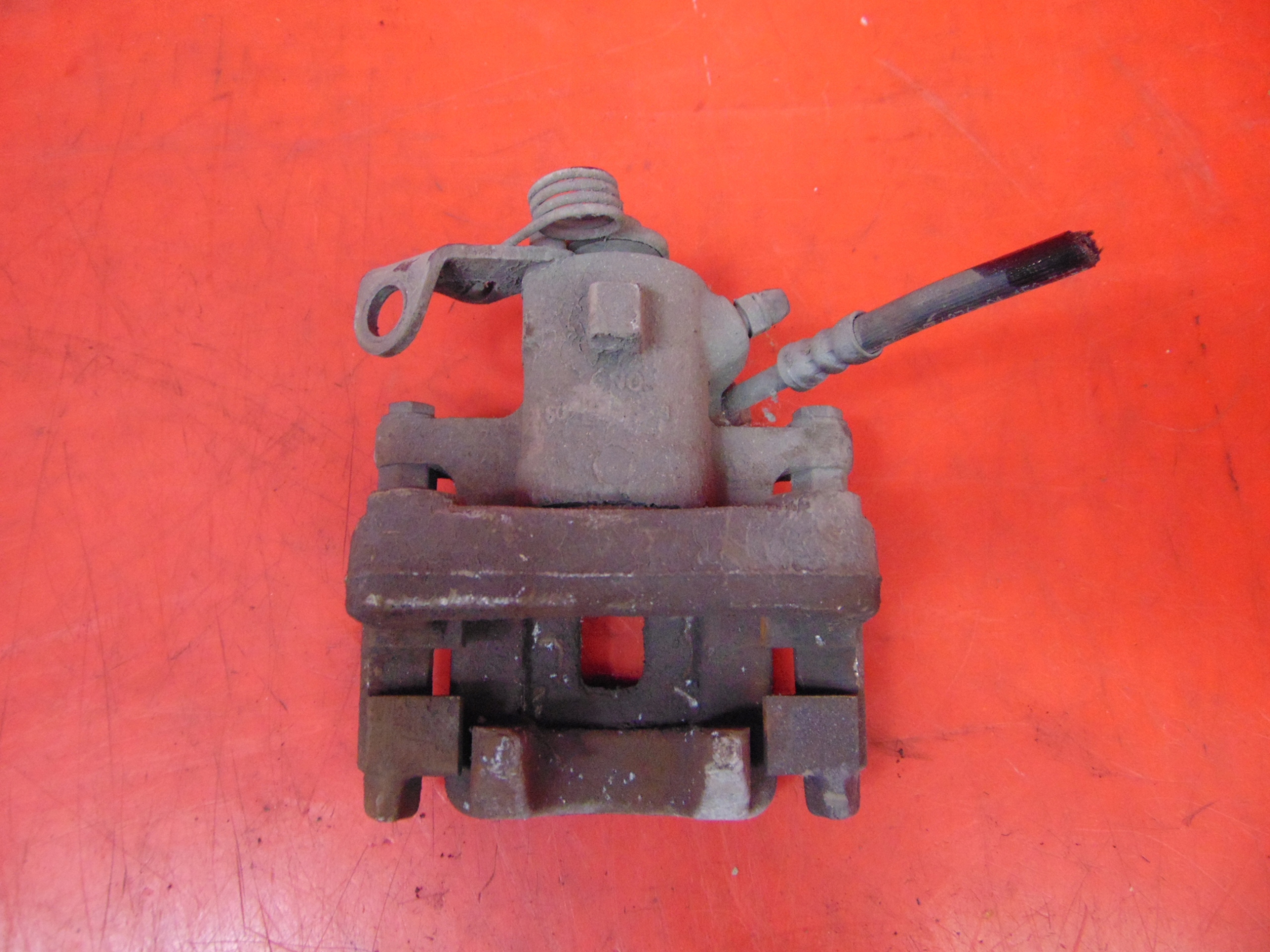 AUDI A1 8X caliper brake JARZMO left rear part