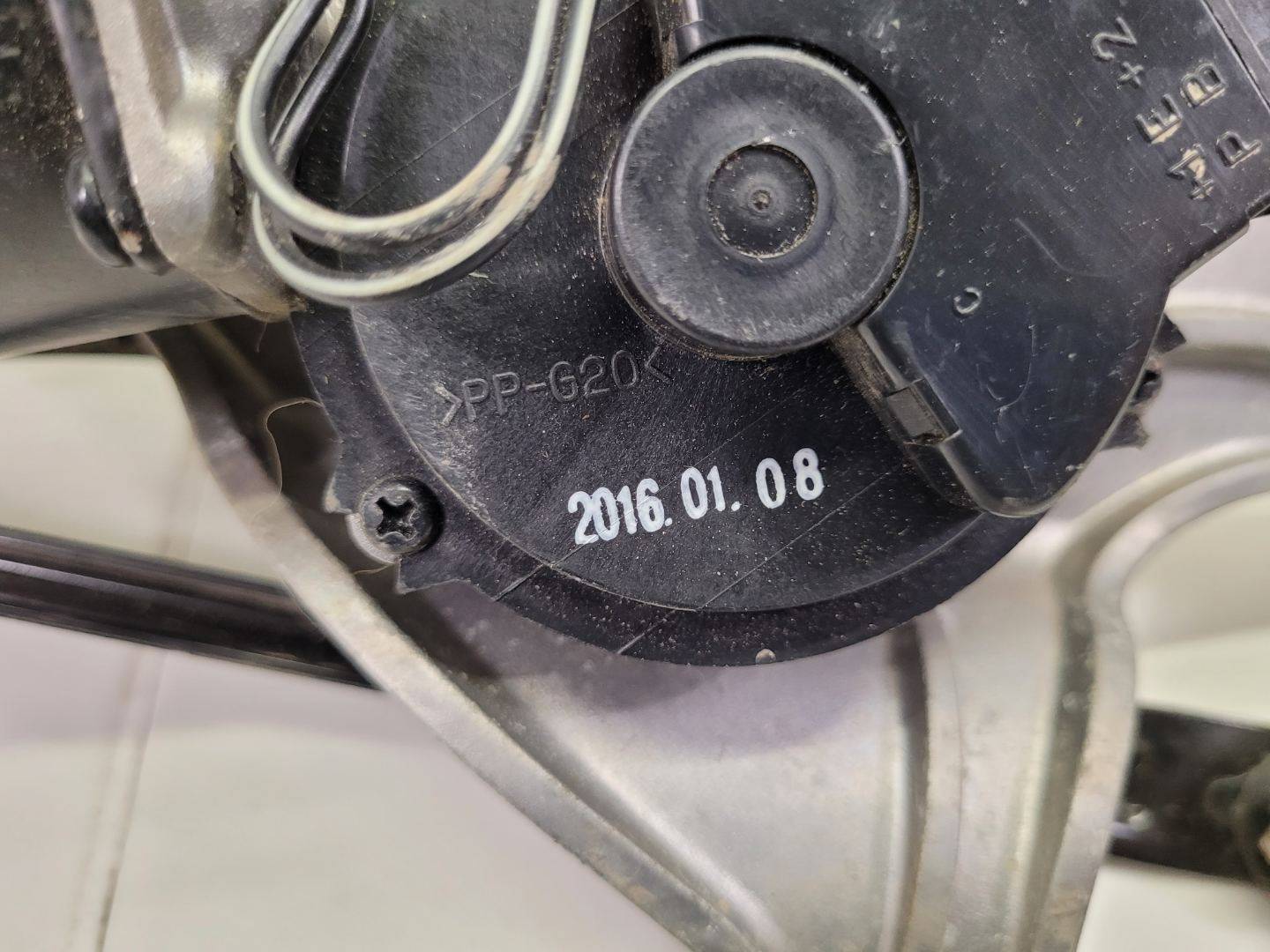 Wischergestänge Hyundai Tucson 3 2018 98100-D3000