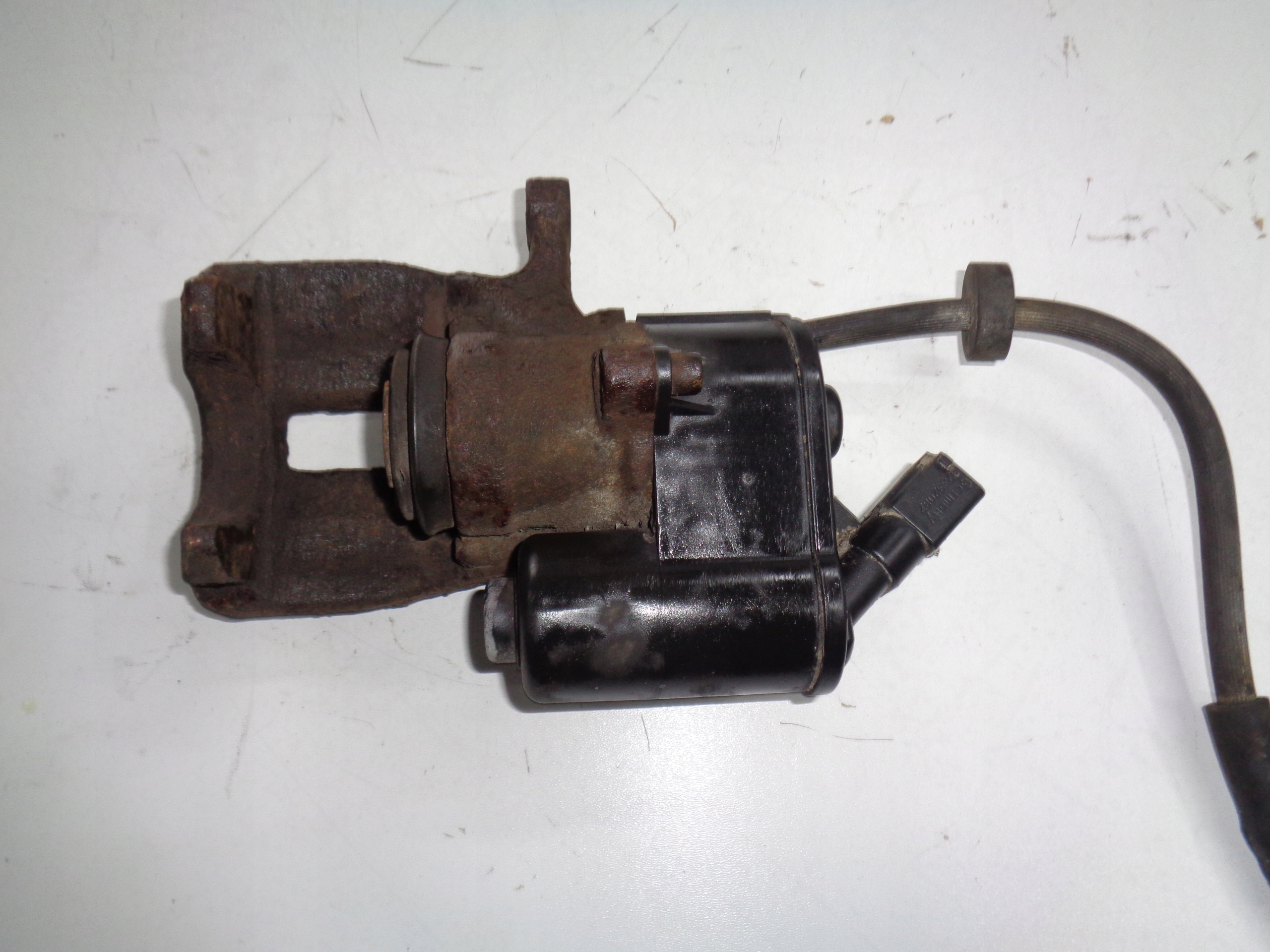 AUDI A6 C6 caliper brake electrical right left rear part 0867C 0868C