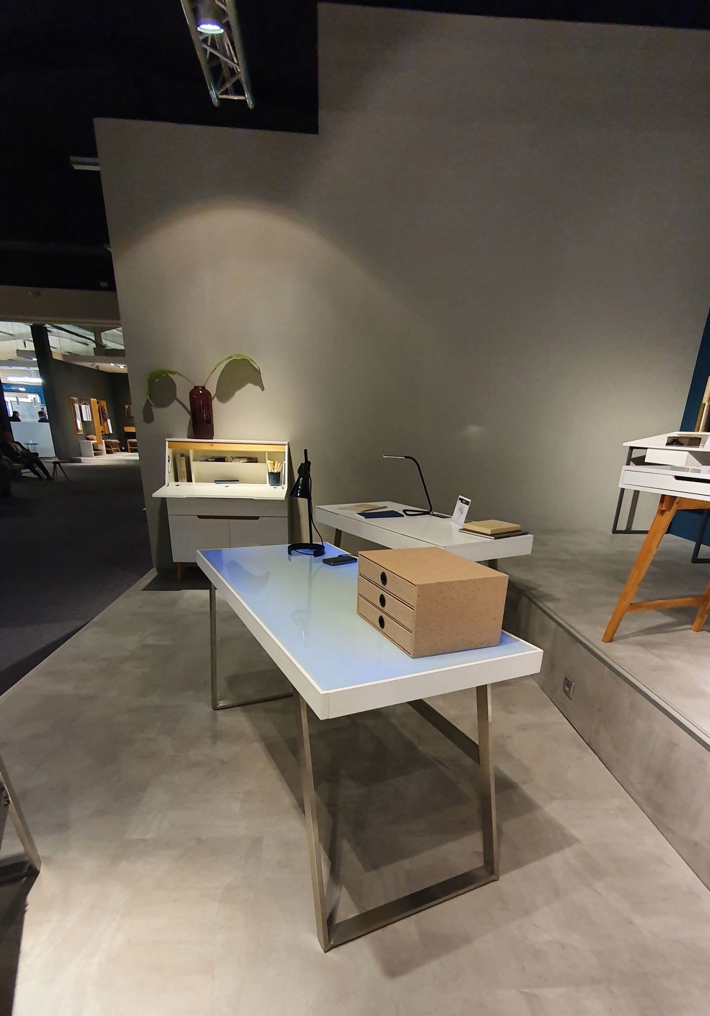 Biurko gamingowe konsola białe z LED Siti 2 Marka SFM