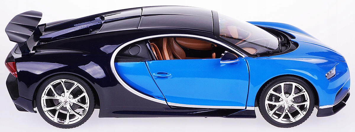 BUGATTI CHIRON MODEL METALOWY BBURAGO 1:18 NIEBIESKI Wiek dziecka 3 lata +