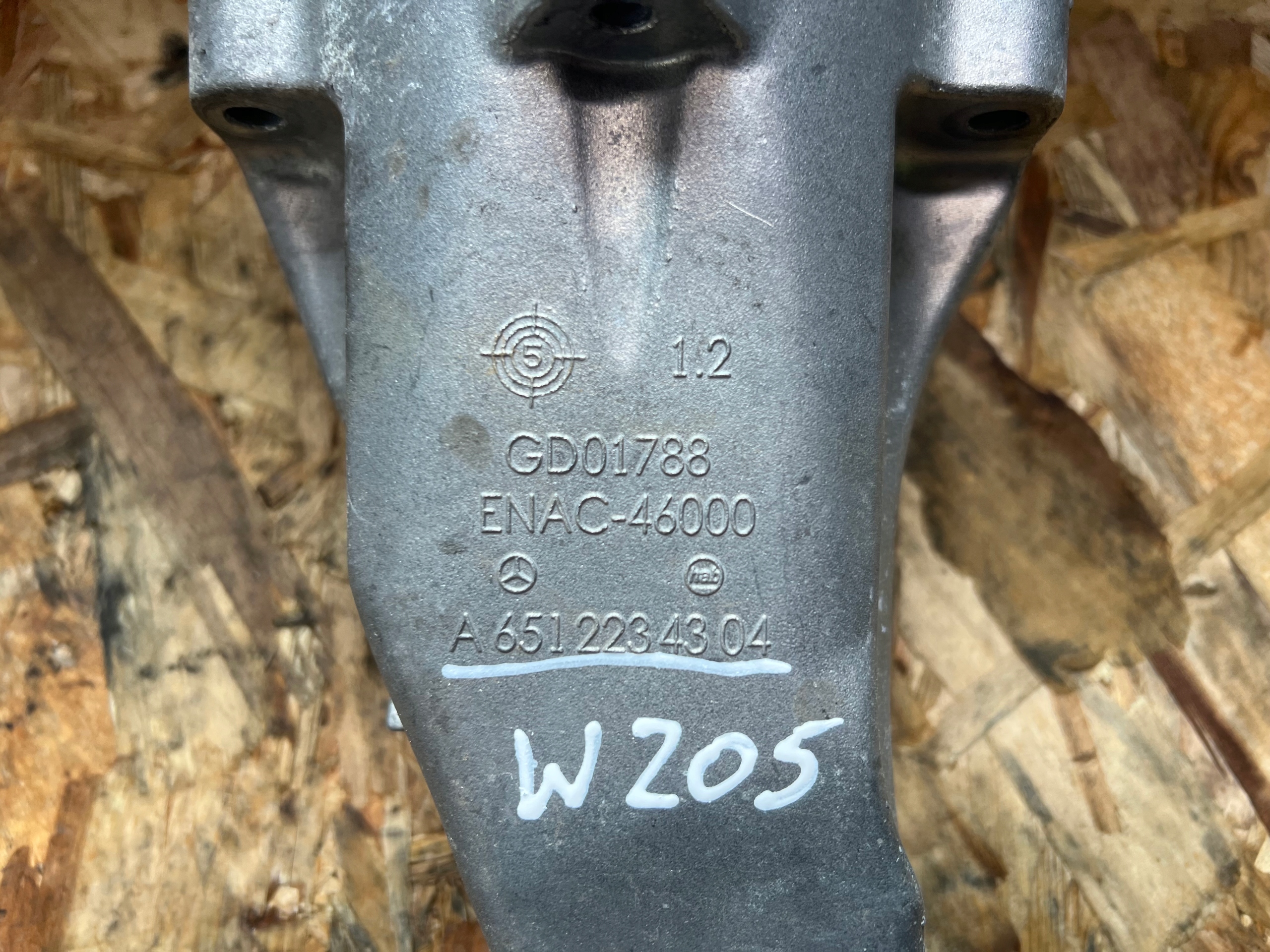 engine mount right MERCEDES C KLASA W205 GLC W253 2.2 CDI A6512234304
