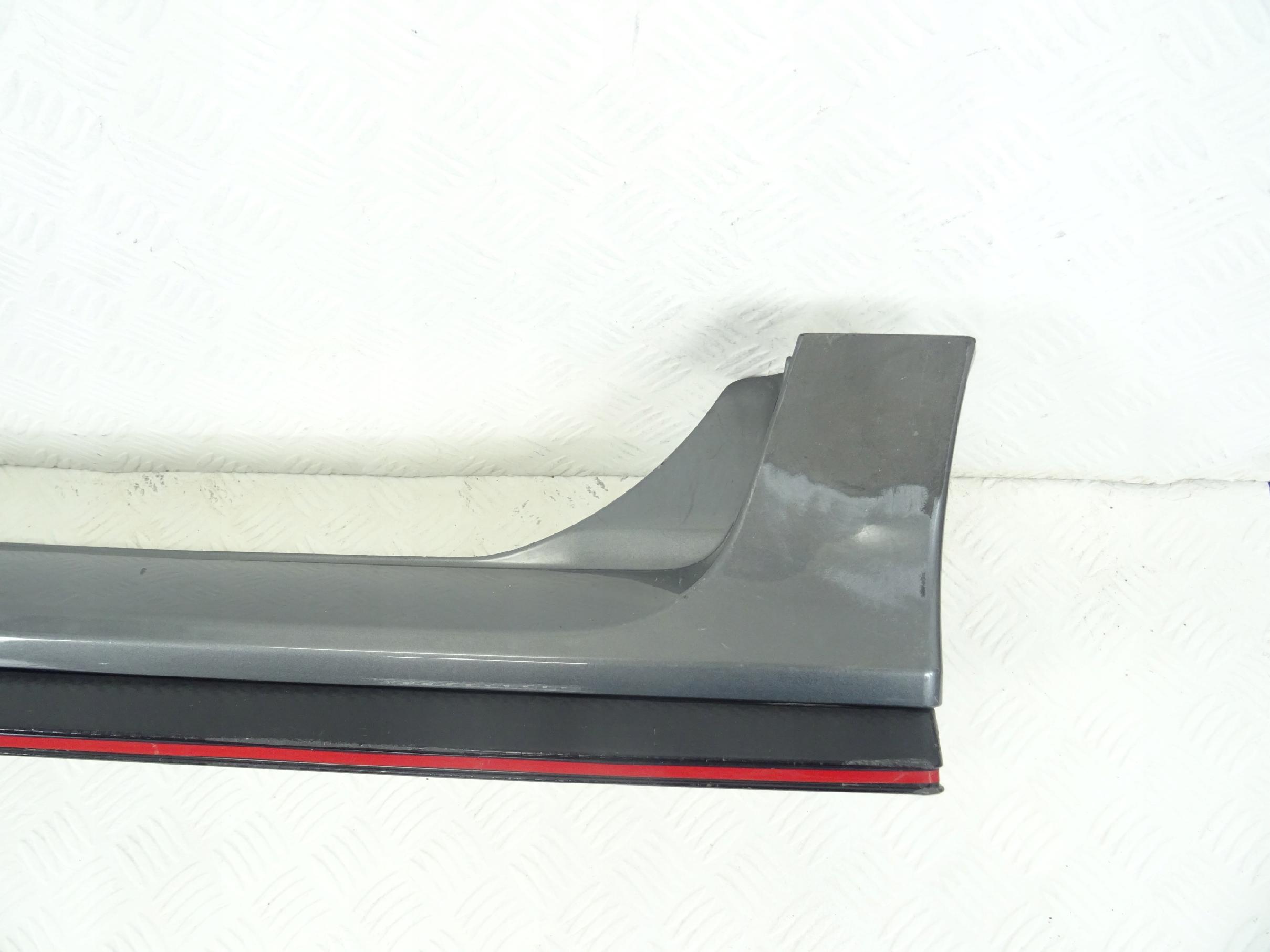 Honda Civic X TYPE R S moulding threshold right