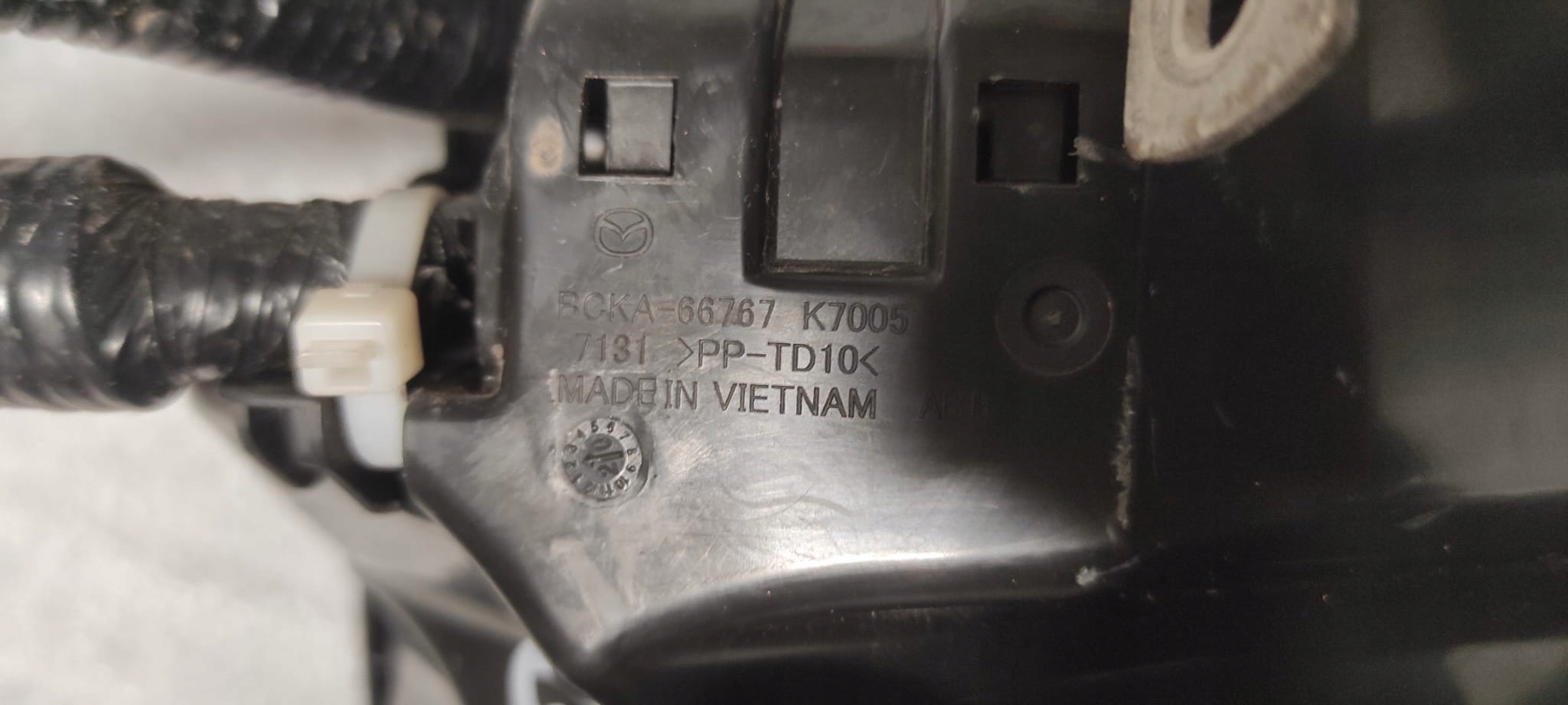 mazda CX-30 блок предохранителей год 2021