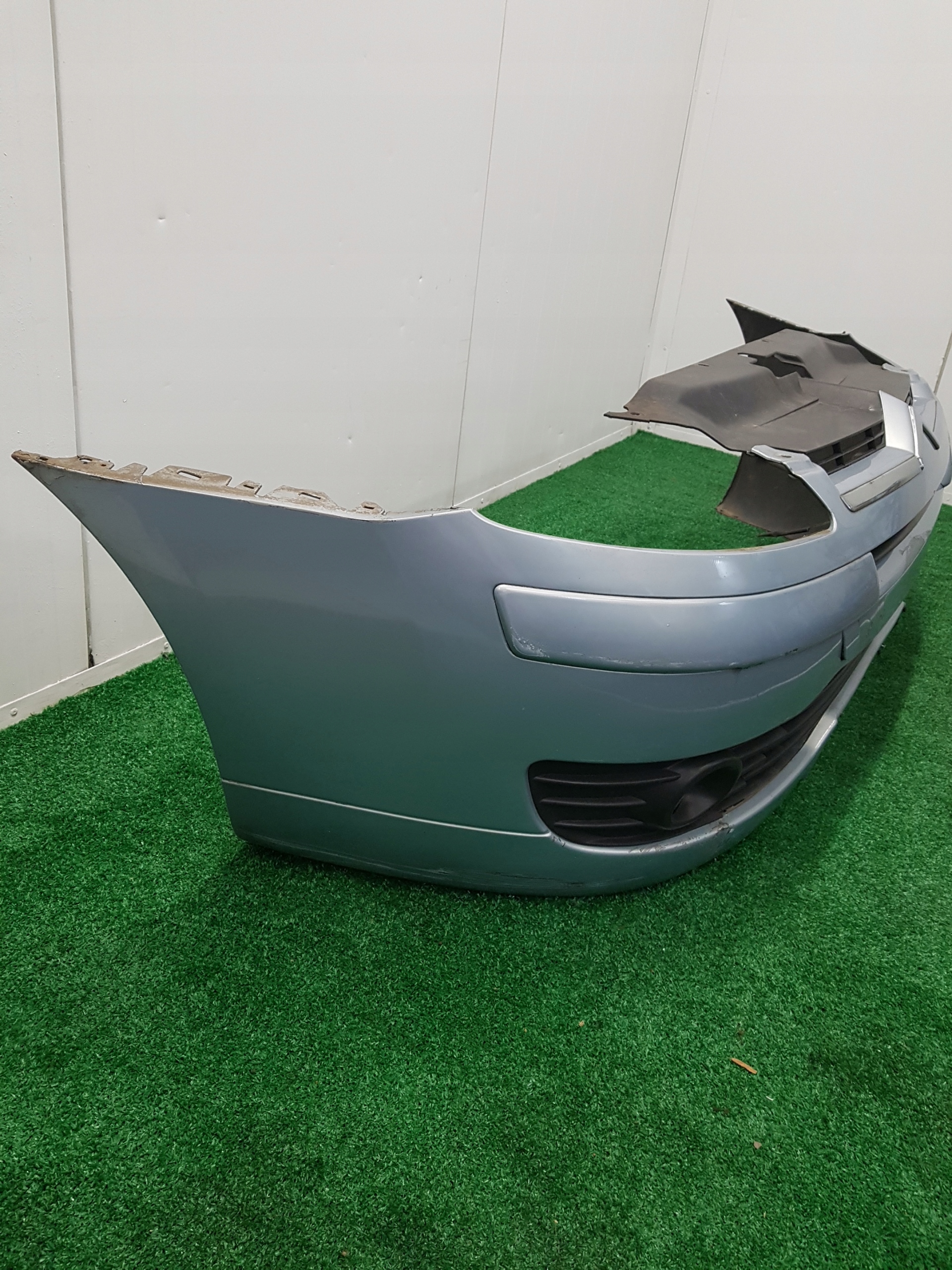 bumper front front CITROEN C4 KOD LAKIERU EYLC