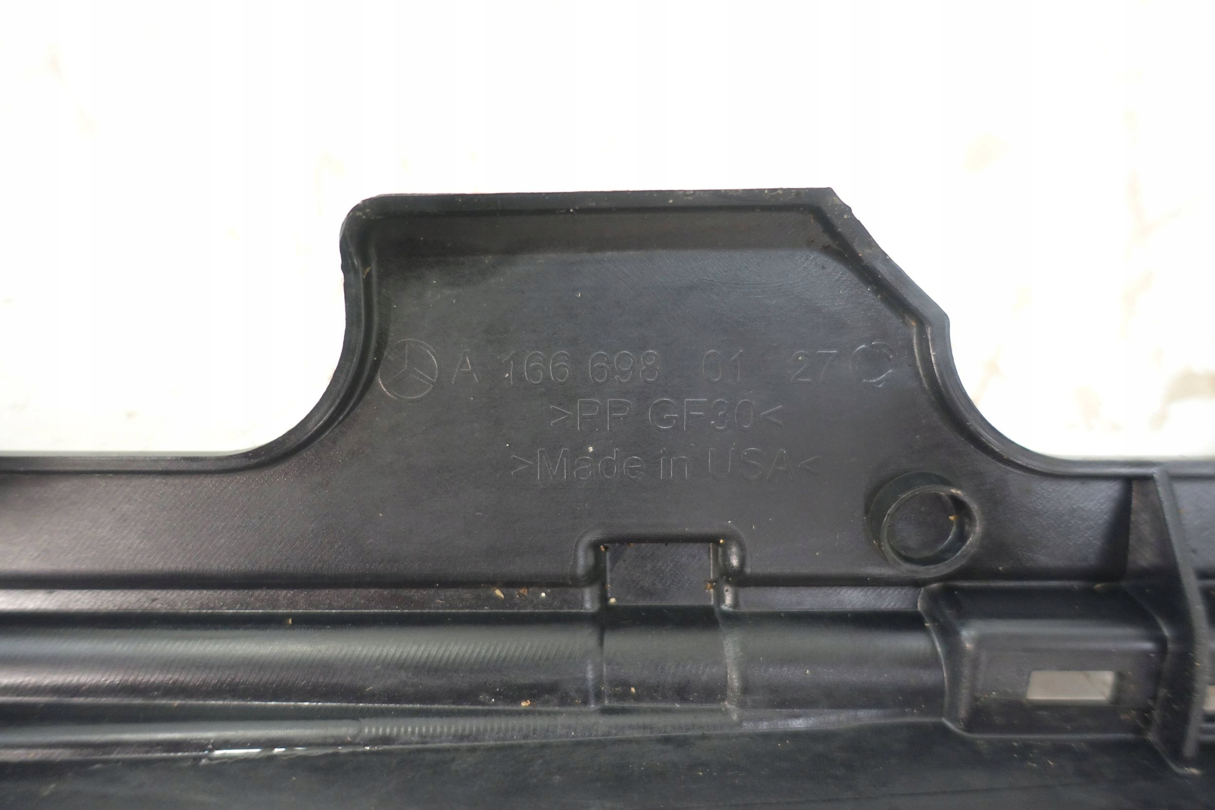 holder support mouldings PROGOWEJ left MERCEDES ML W166 2011-2015 A1666980127