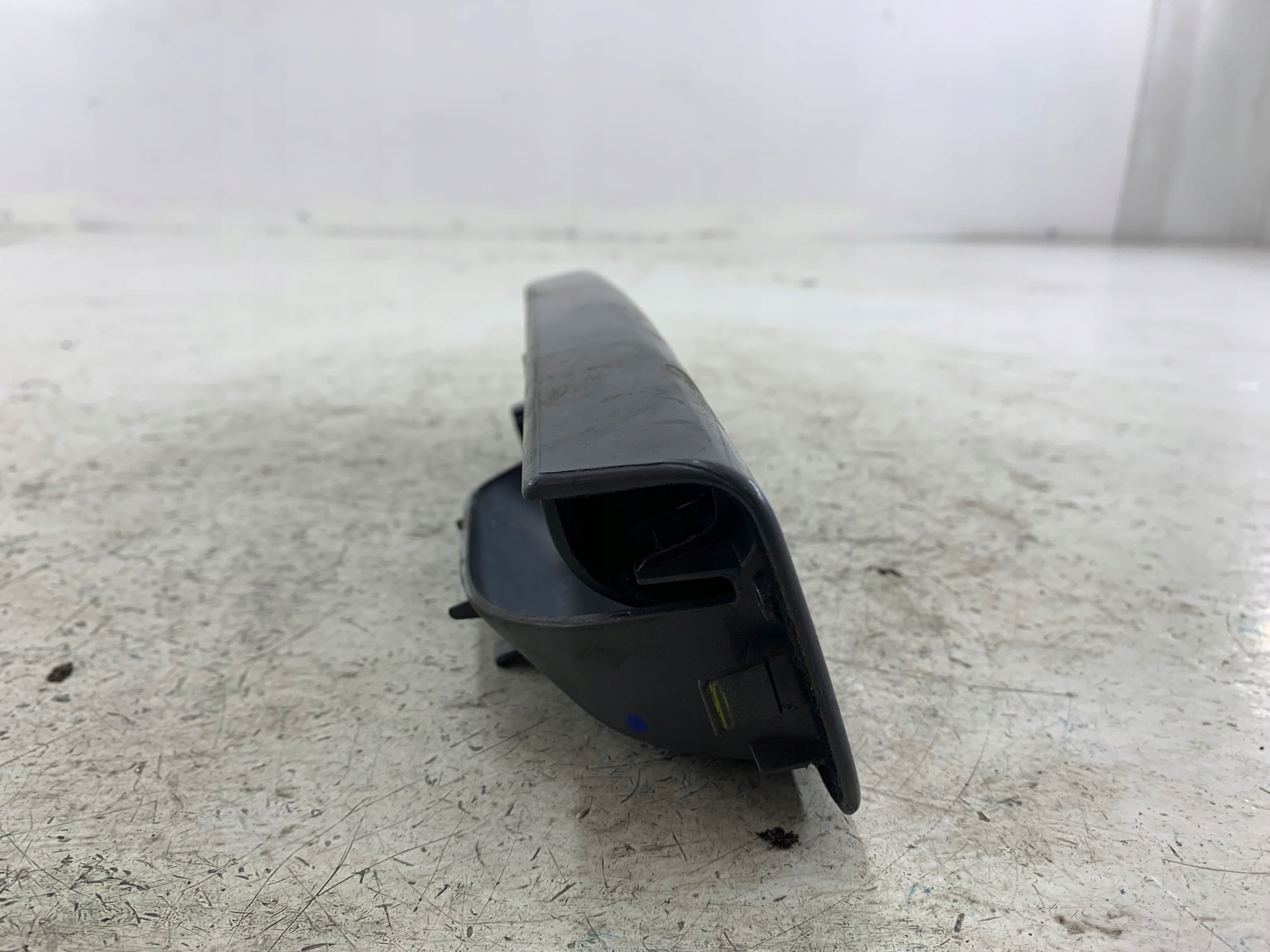 VOLVO V50 a PANEL okna pravý předek 30774162