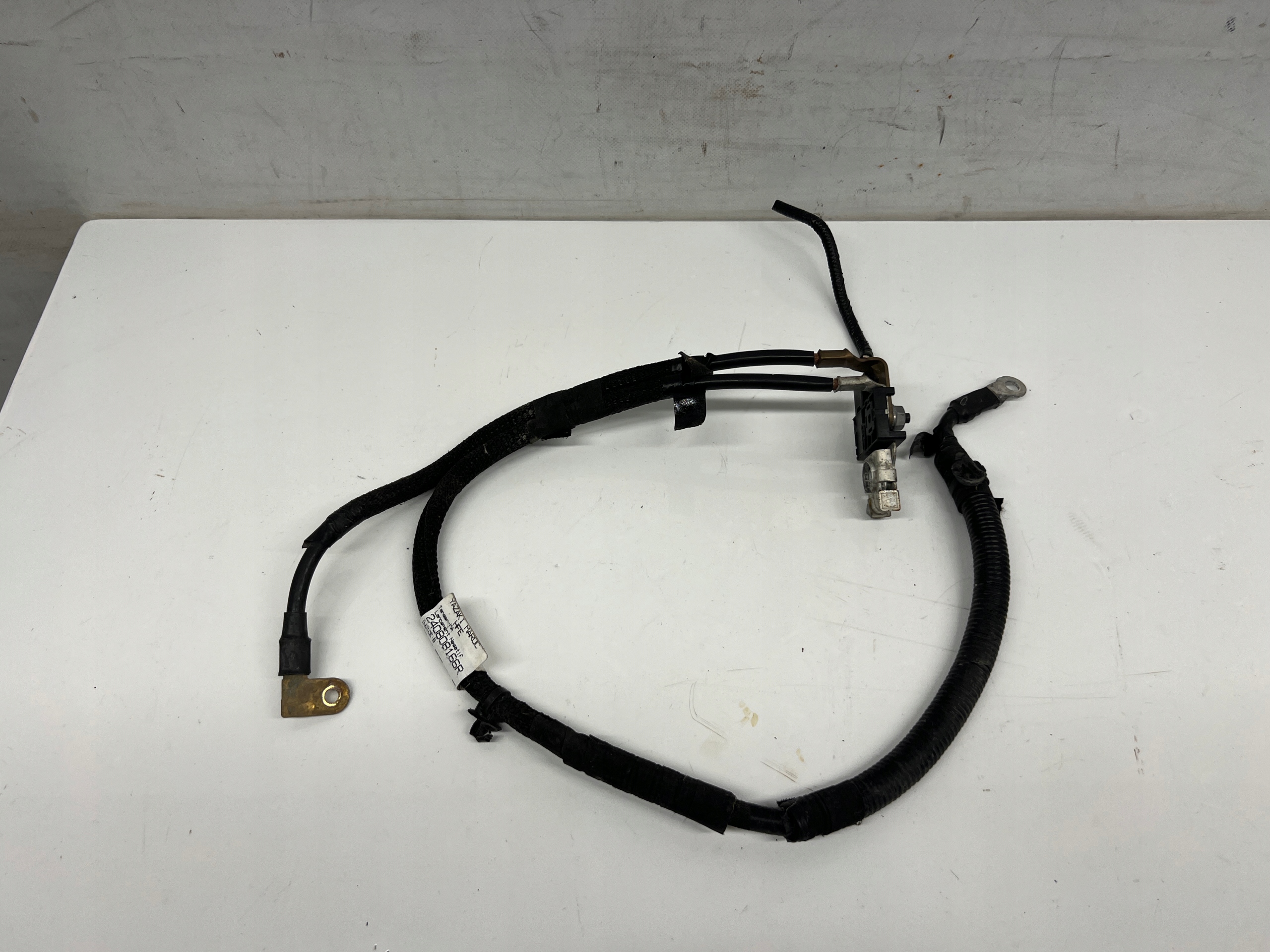 Renault Kadjar 1.6 dCi Batteriemanagement Sensor 240808166R
