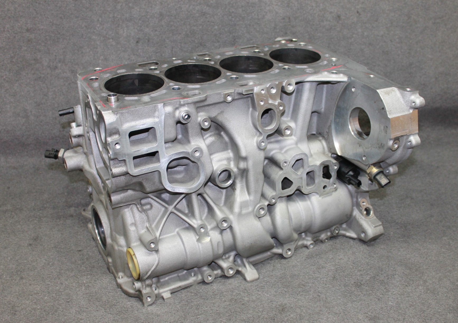 BMW G20 G30 X3 X4 G02 G01 X5 G05 2.0D 2.5D B47D20B BLOK SILNIKA - 8579506