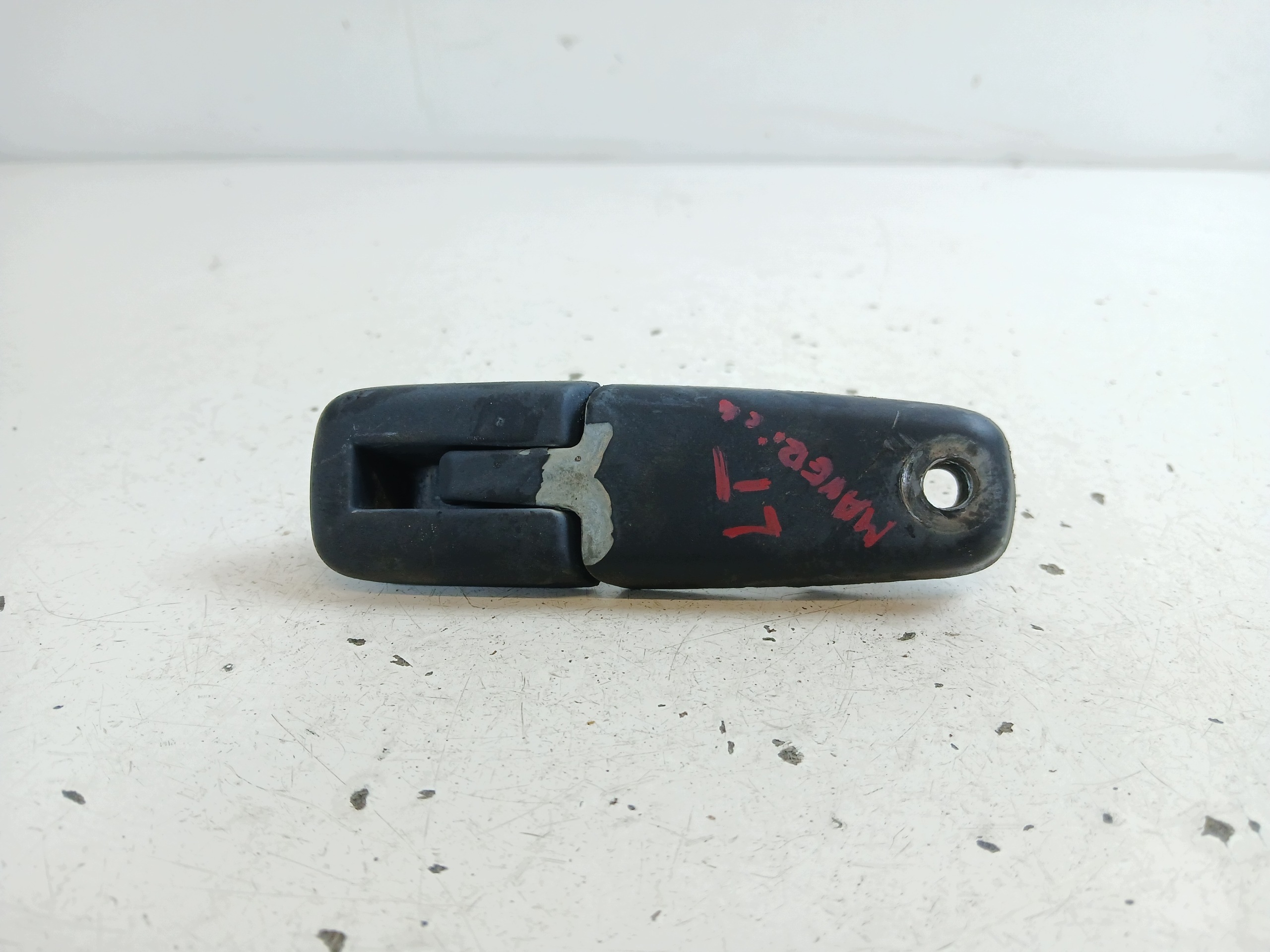 FORD MAVERICK II MAZDA TRIBUTE hinge windows left rear part
