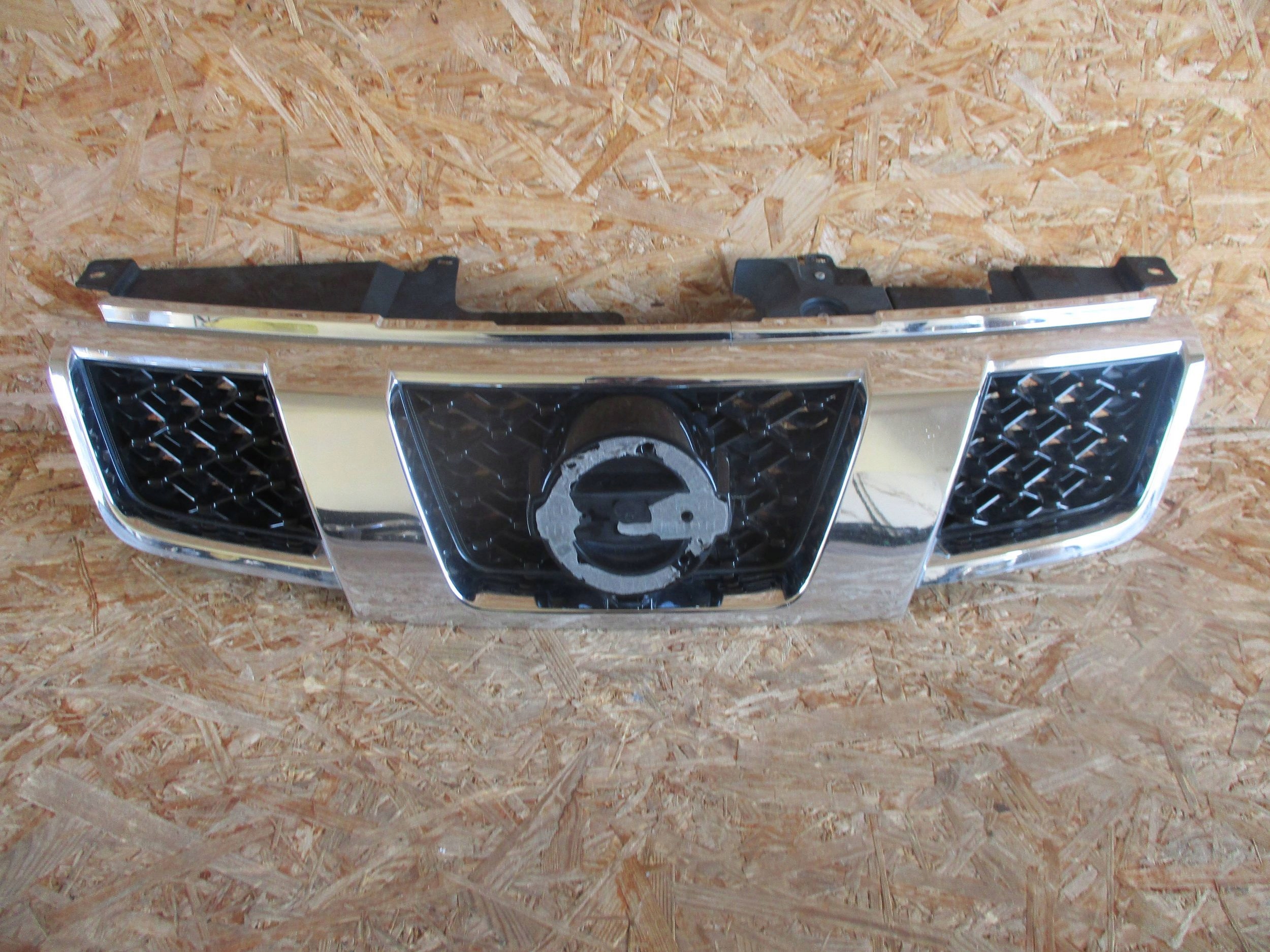 Nissan X-Trail T31 Kühlergrill FRONTGRILL Kühlergitter 623103UP5A - Thumbnail 1
