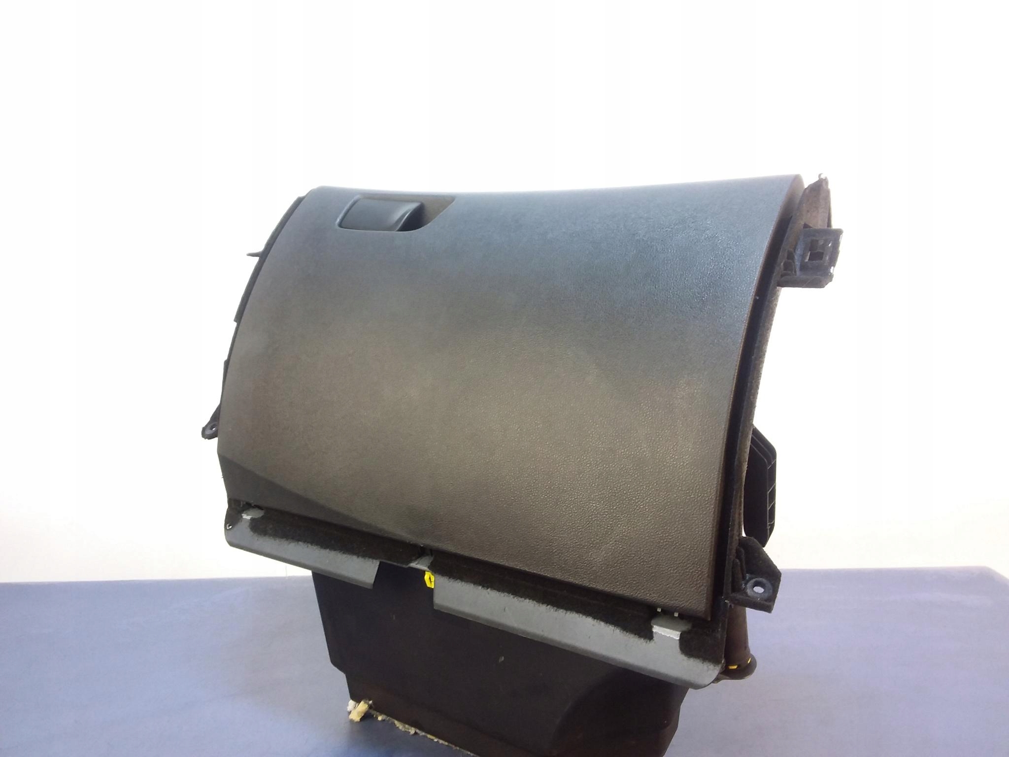 RENAULT MEGANE IV SCHOWEK PASAŻERA 685000238R Typ samochodu Samochody osobowe