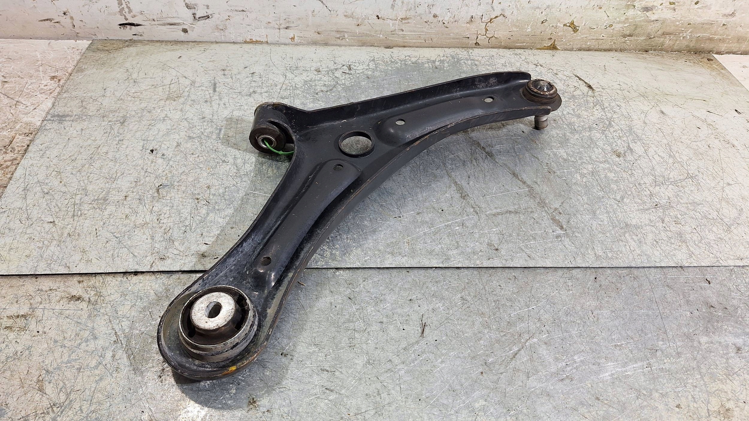 arm left front GN15-3051-BA FORD ECOSPORT MK2 2018