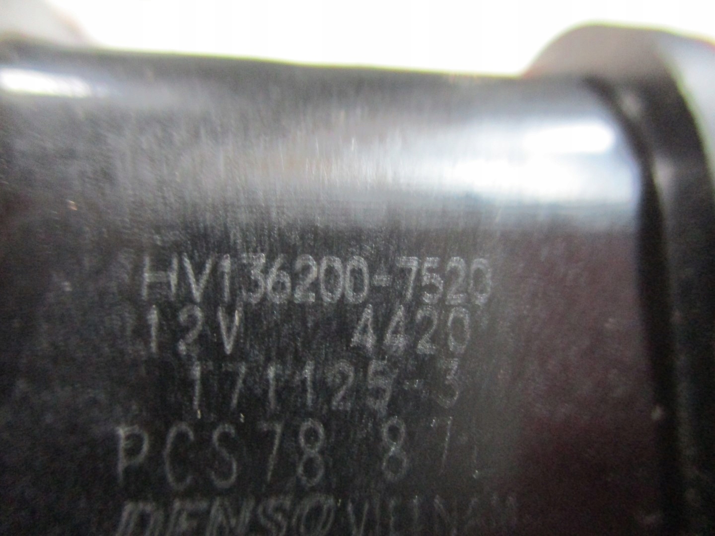 ÉLECTROVANNE HONDA CIVIC HV136200-7520