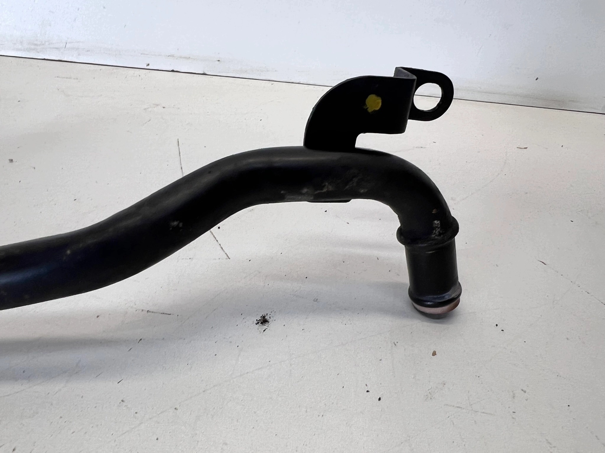 cijev prijenos vode AUDI VW SEAT 2.0 TDI 04L121065AK