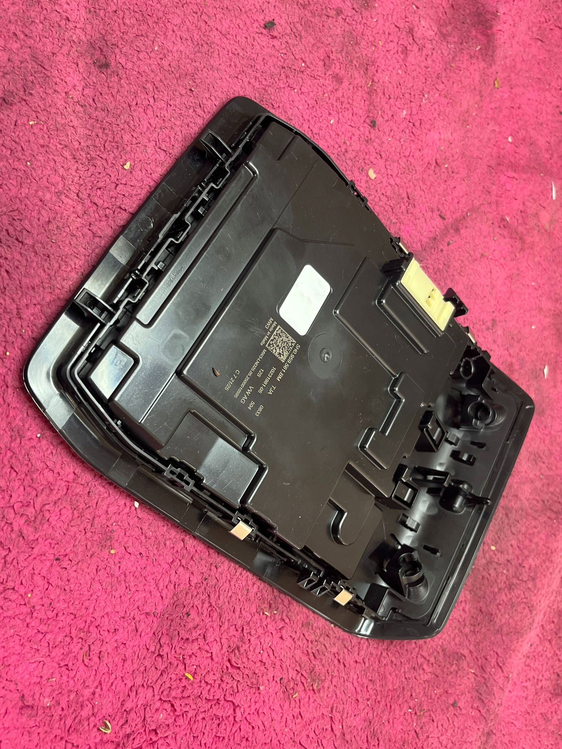 feu de toit original Volkswagen Golf VIII 5H0959561BM