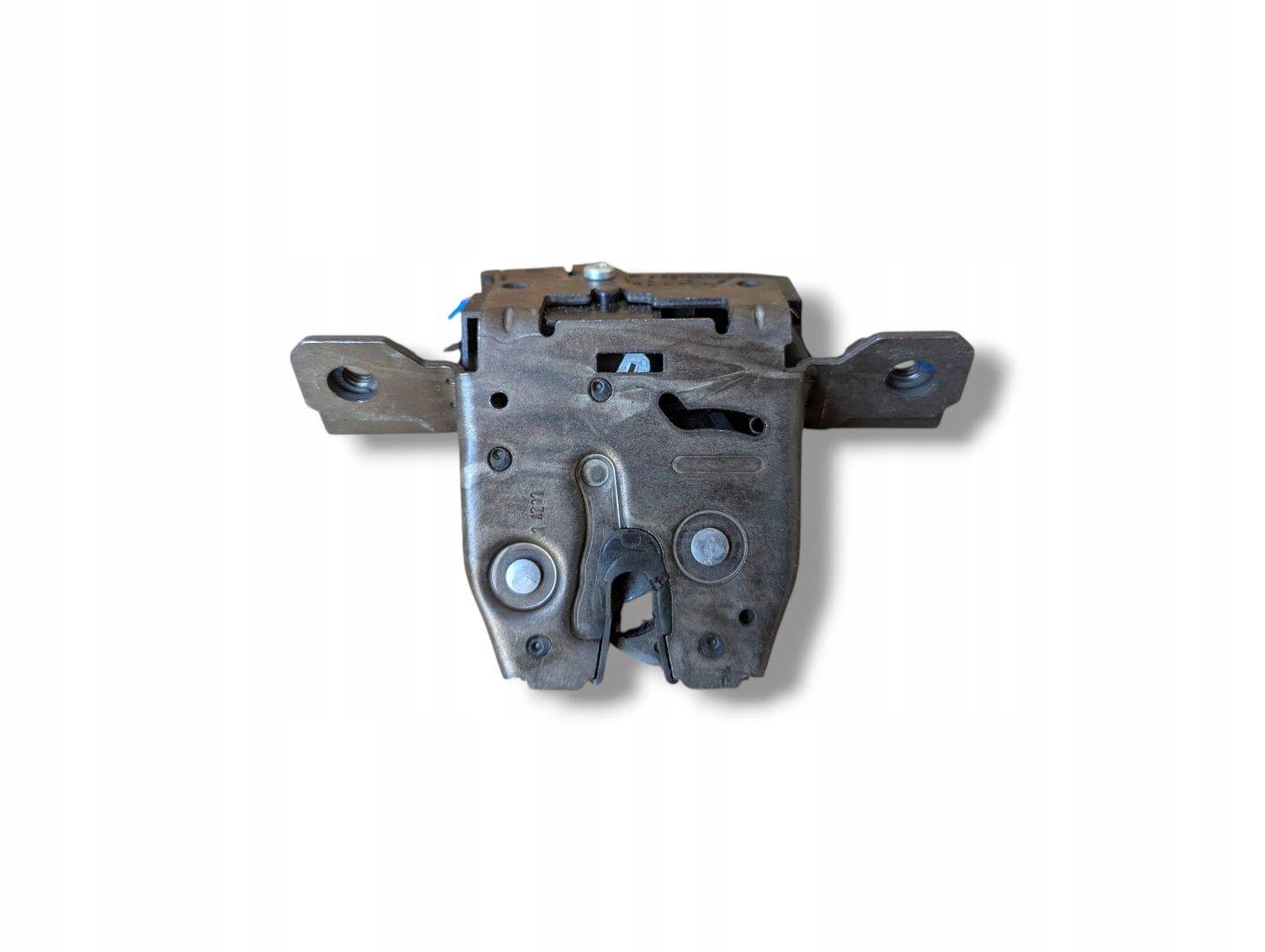 lock bonnet boot Opel Astra J 2011 13581023