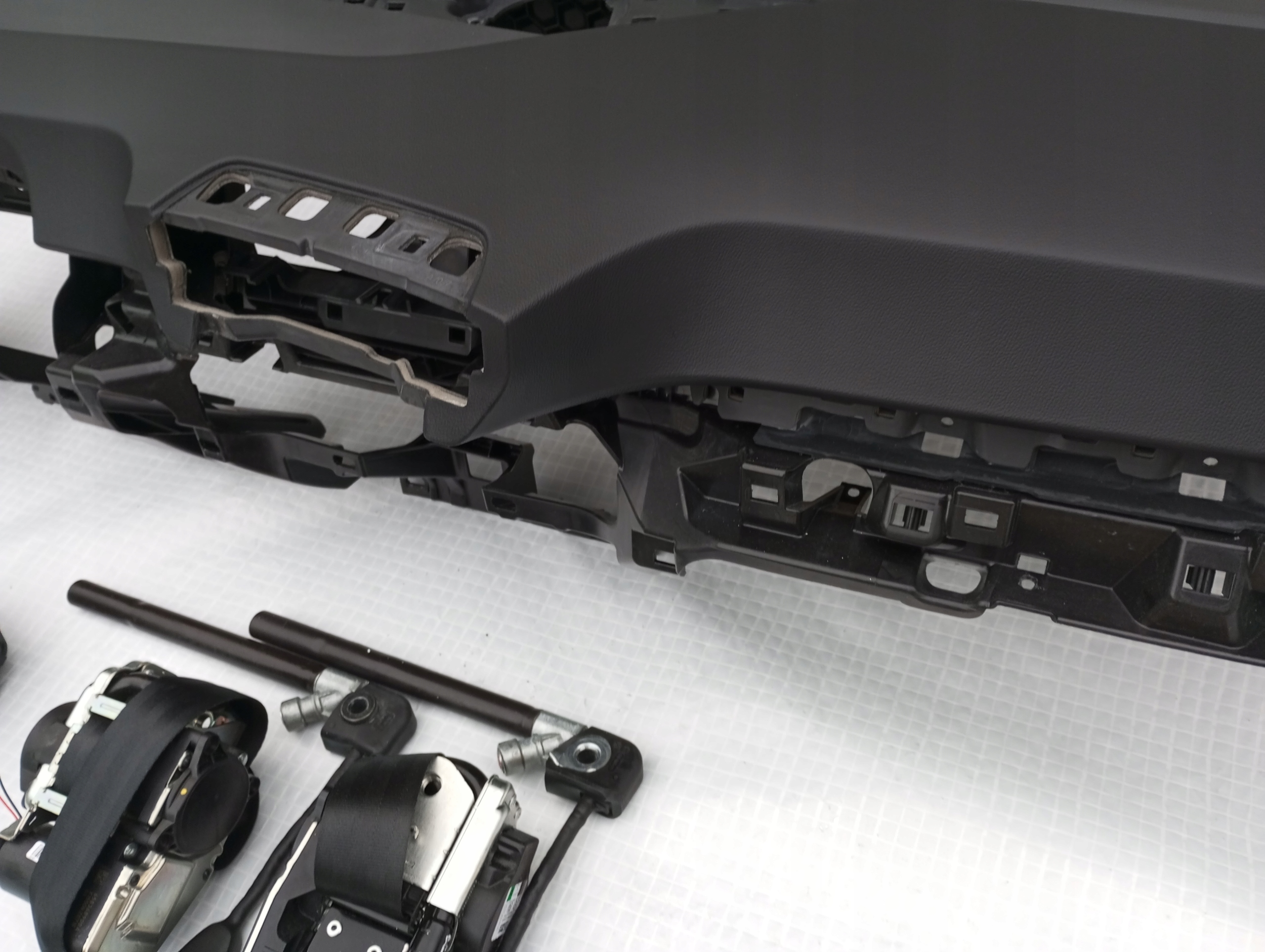 торпеда консоль vw ID3 id.3 2 подушки безопасности ремни