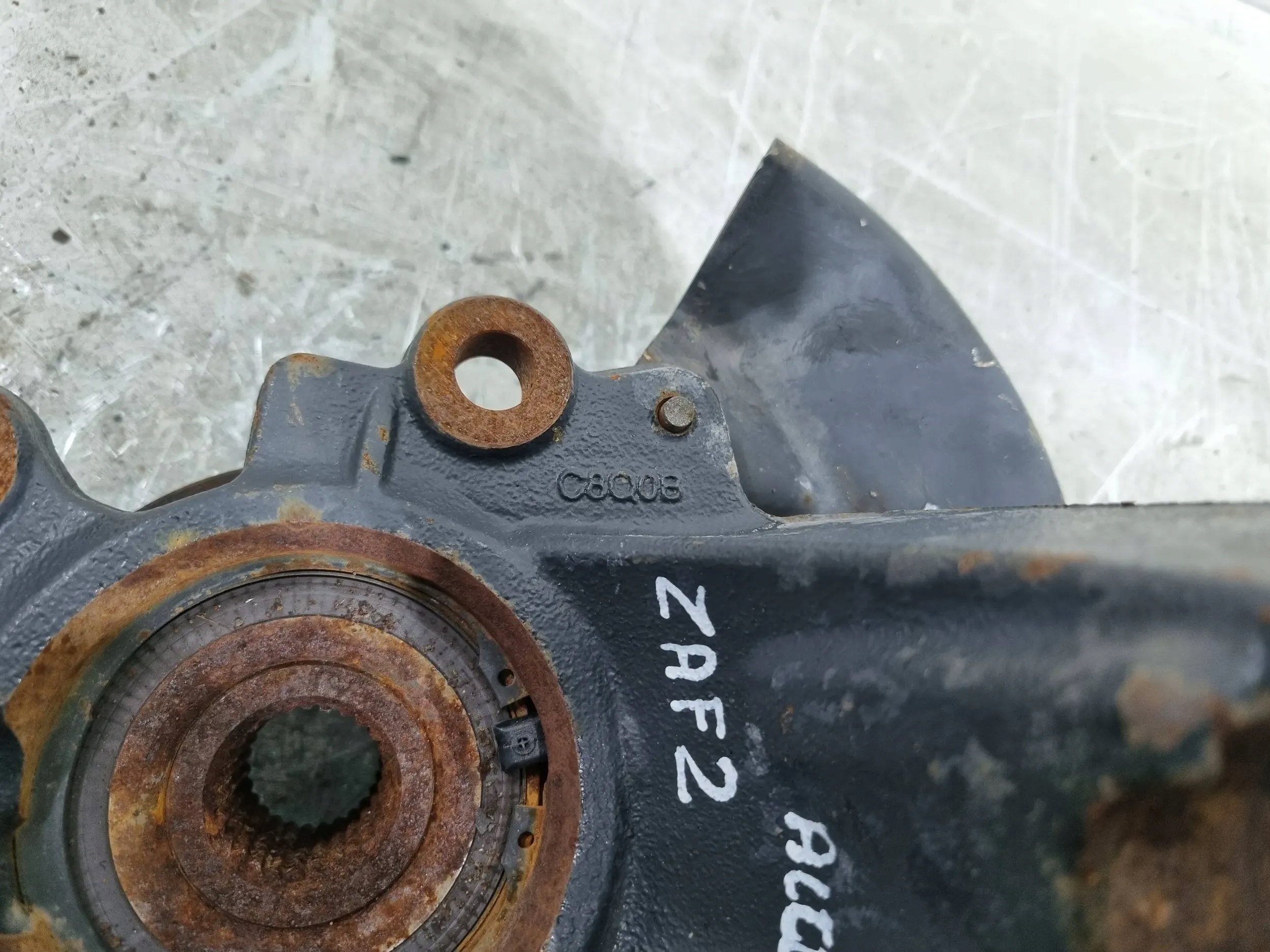 otoč čepu pravý předek C520FR FORD KUGA MK2