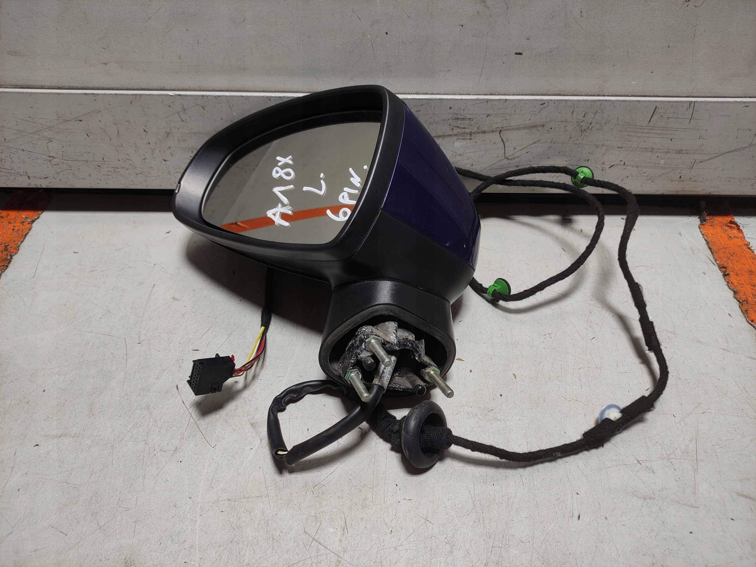 AUDI A1x РЕСТАЙЛІНГ ДЗЕРКАЛО ЗЛІВА ЕЛЕКТРИЧНЕ 6 ПІНИ-КОНТАКТИ