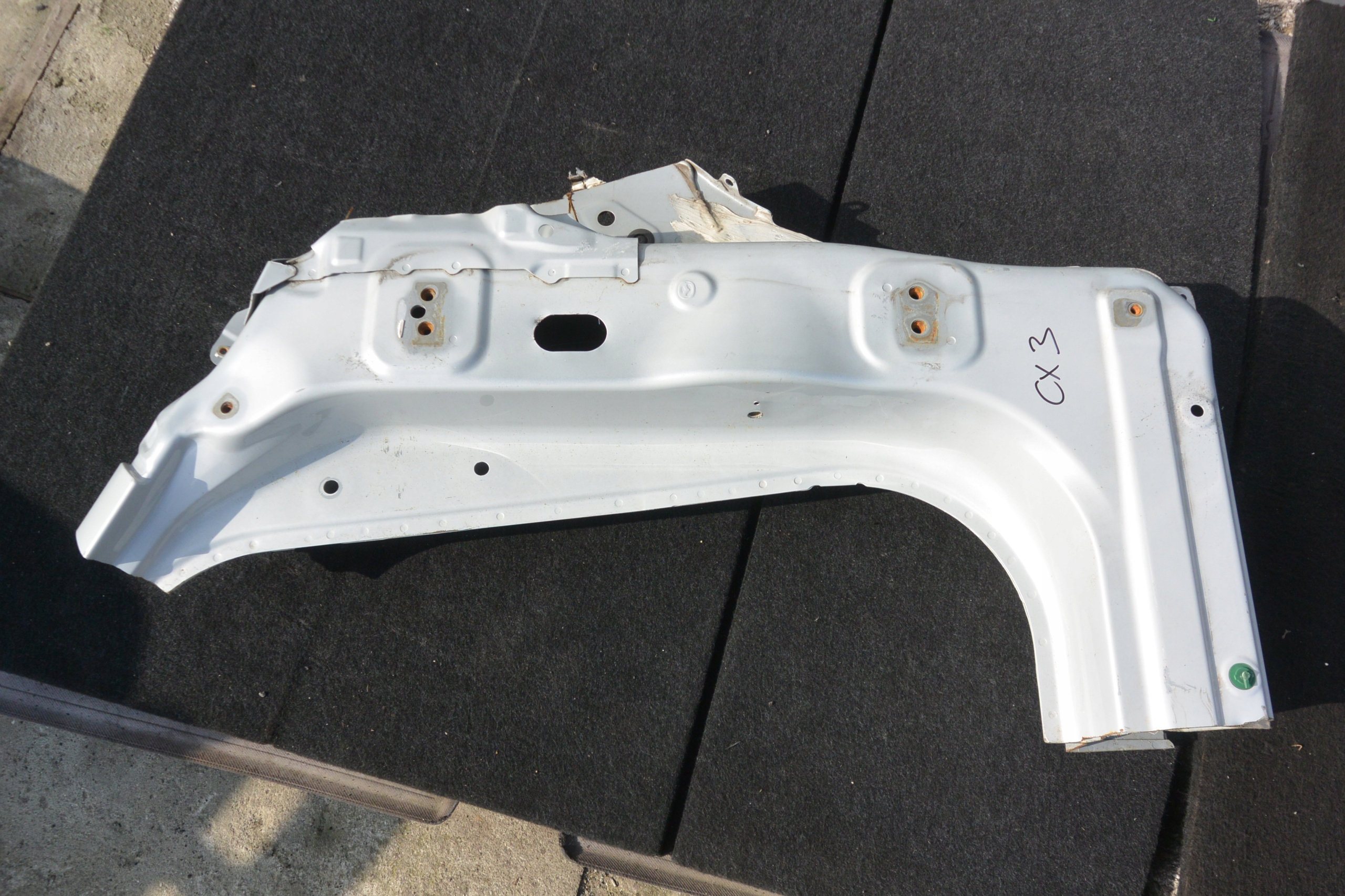 MAZDA CX5 a 12-17 práh sloupek pravý předek CIETY