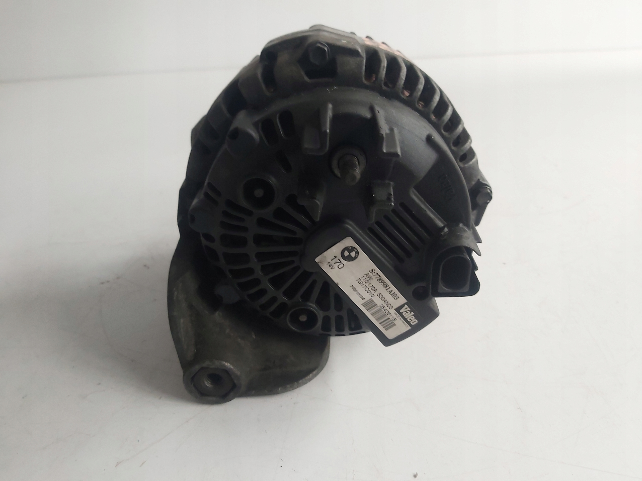 Alternator BMW E60 M57 3.0D 7789981 170A Producent części BMW OE