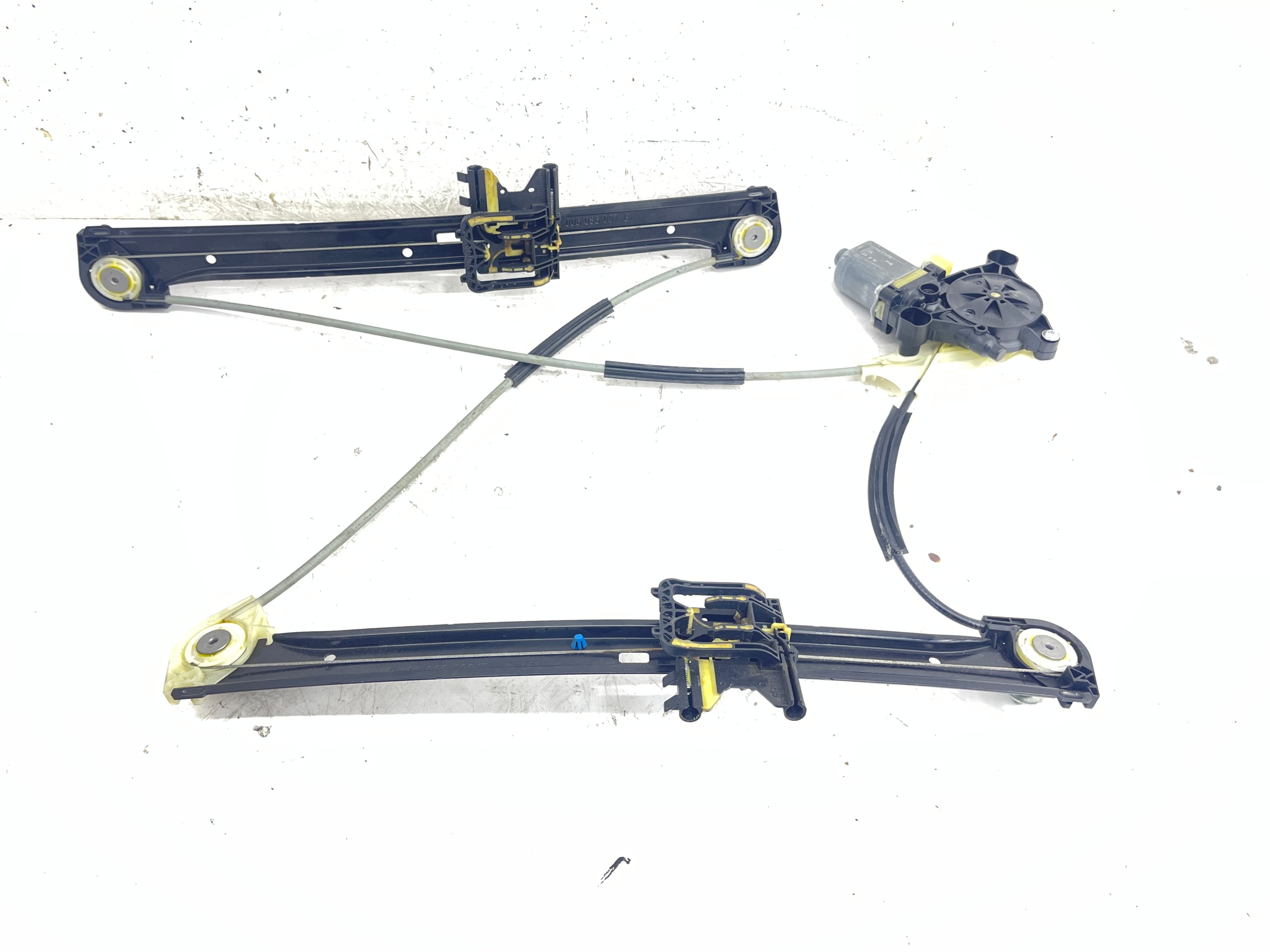 window regulator right front AUDI A3 8V 8V4837461 sedan/sedan