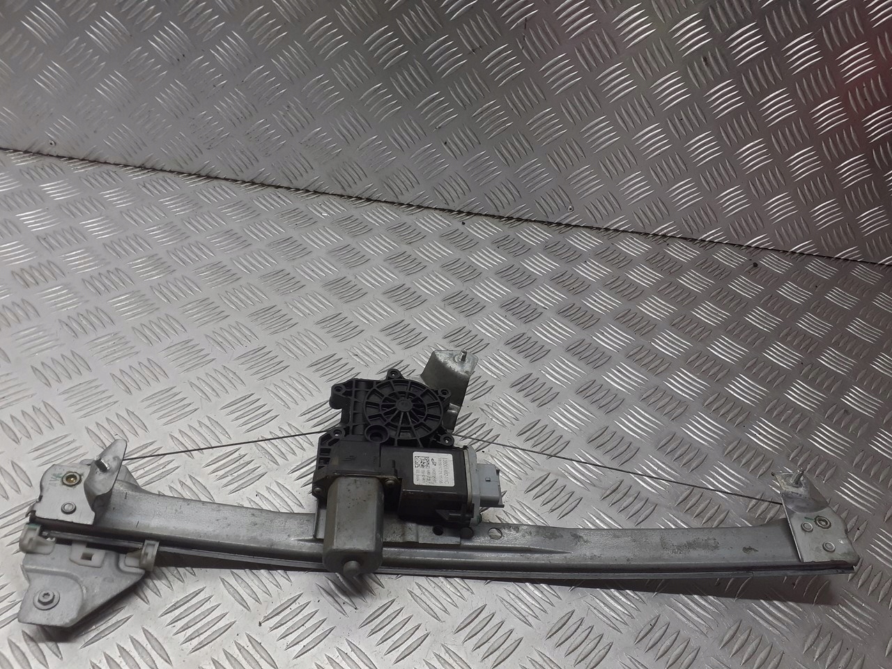 MECHANIZM SZYBY LEWY PRZÓD DACIA LODGY 1.6 128001492